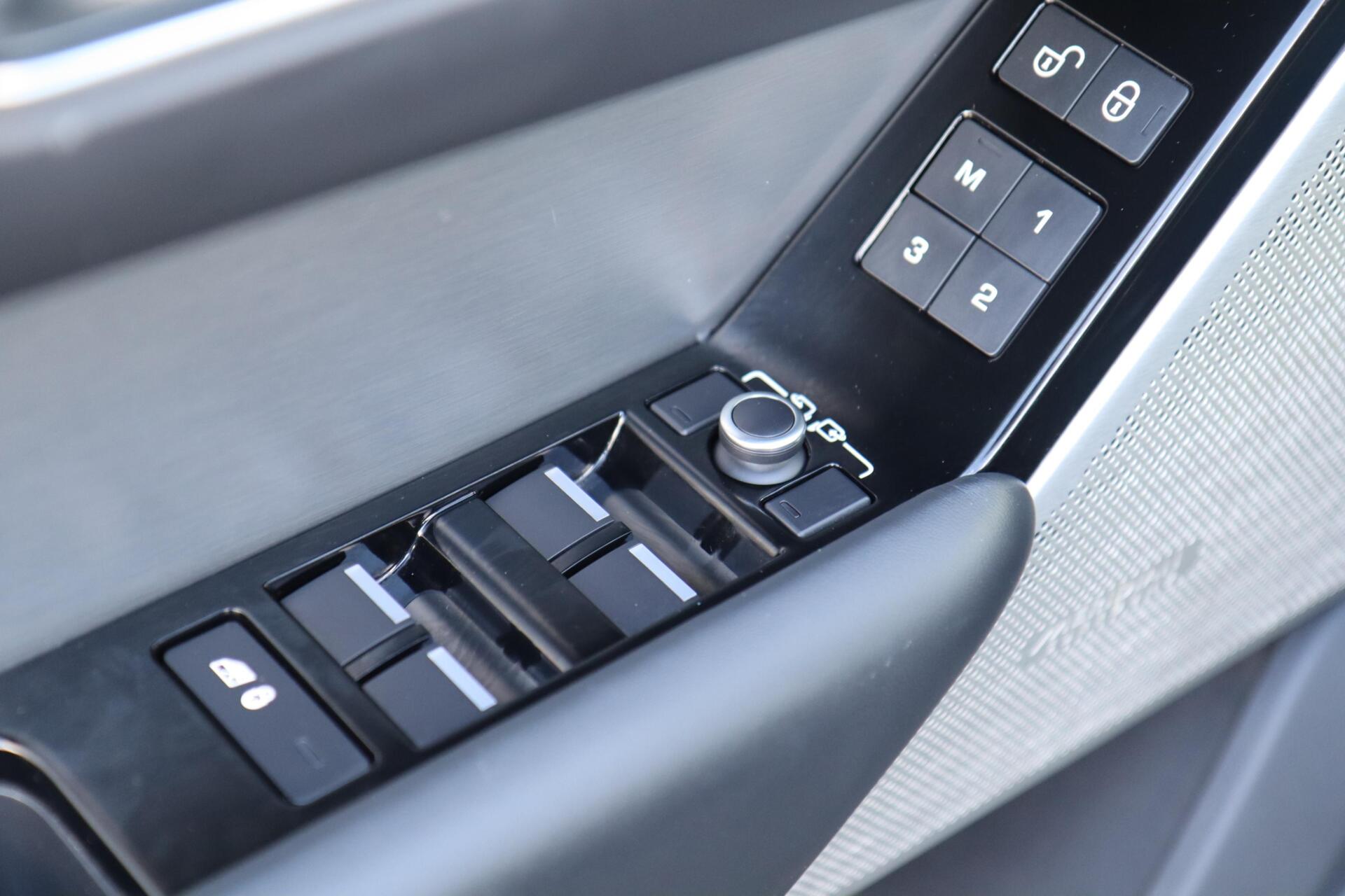 Foto van Land Rover Range Rover Velar