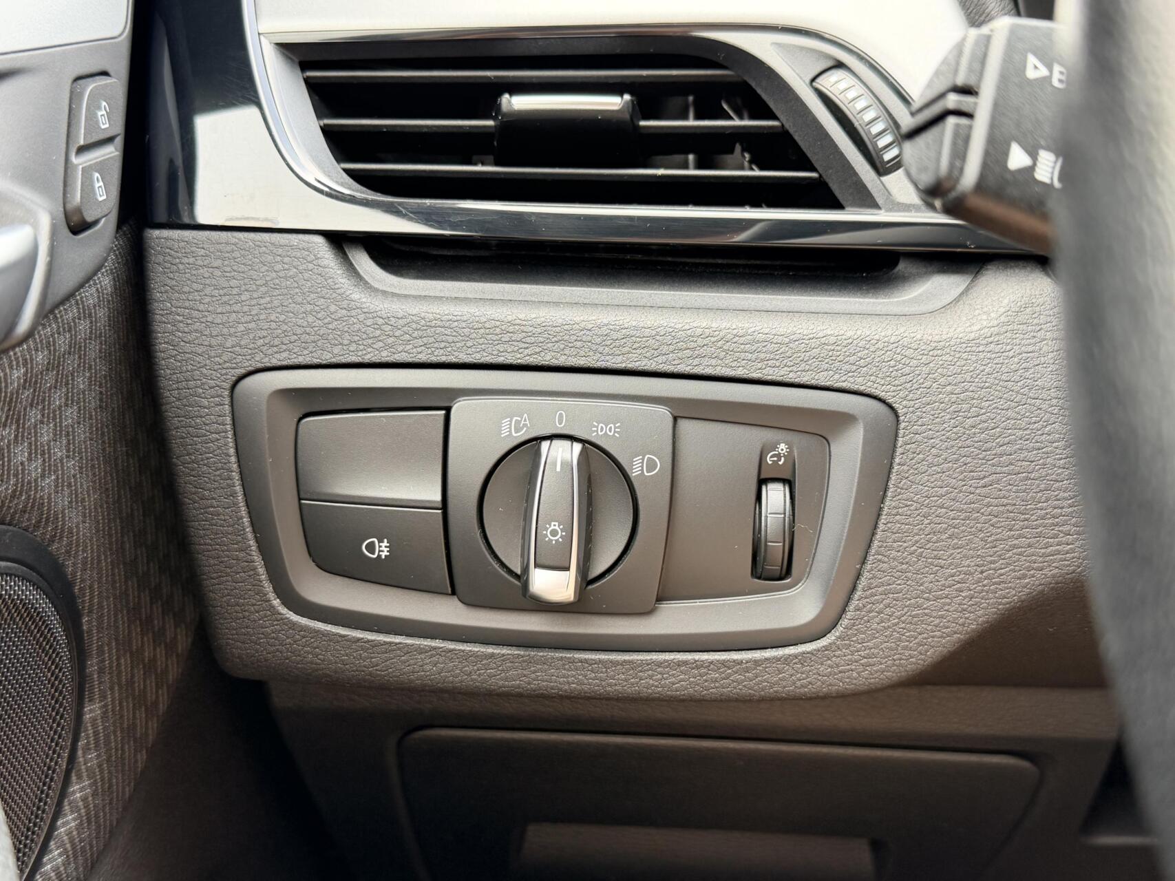 Foto van BMW X1 Sdrive20i