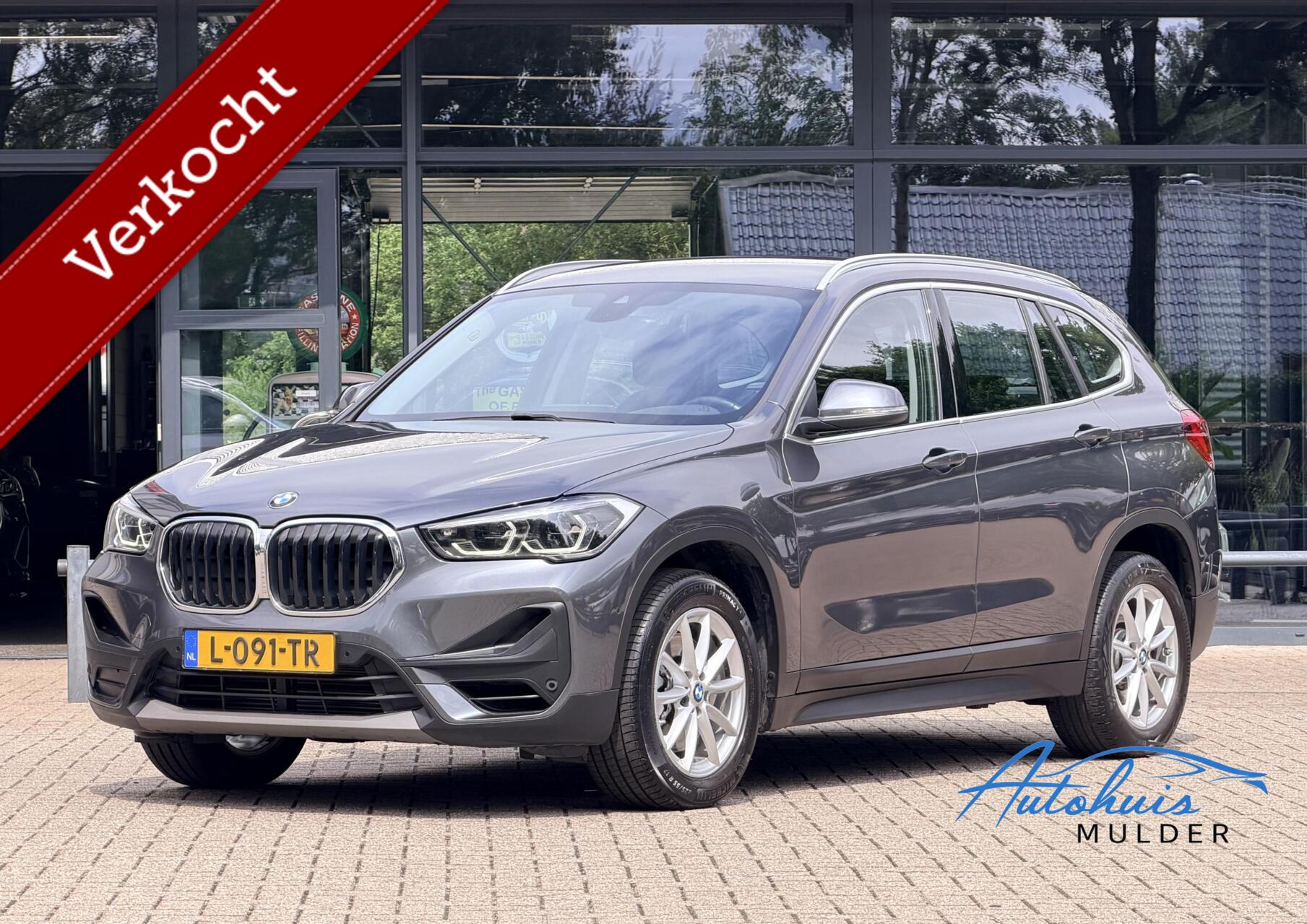 BMW X1 Sdrive20i sDrive20i Business Edition | Automaat | Led | Dealer Onderhouden | 4Cil. | Trekhaak | 2021 - voorkant