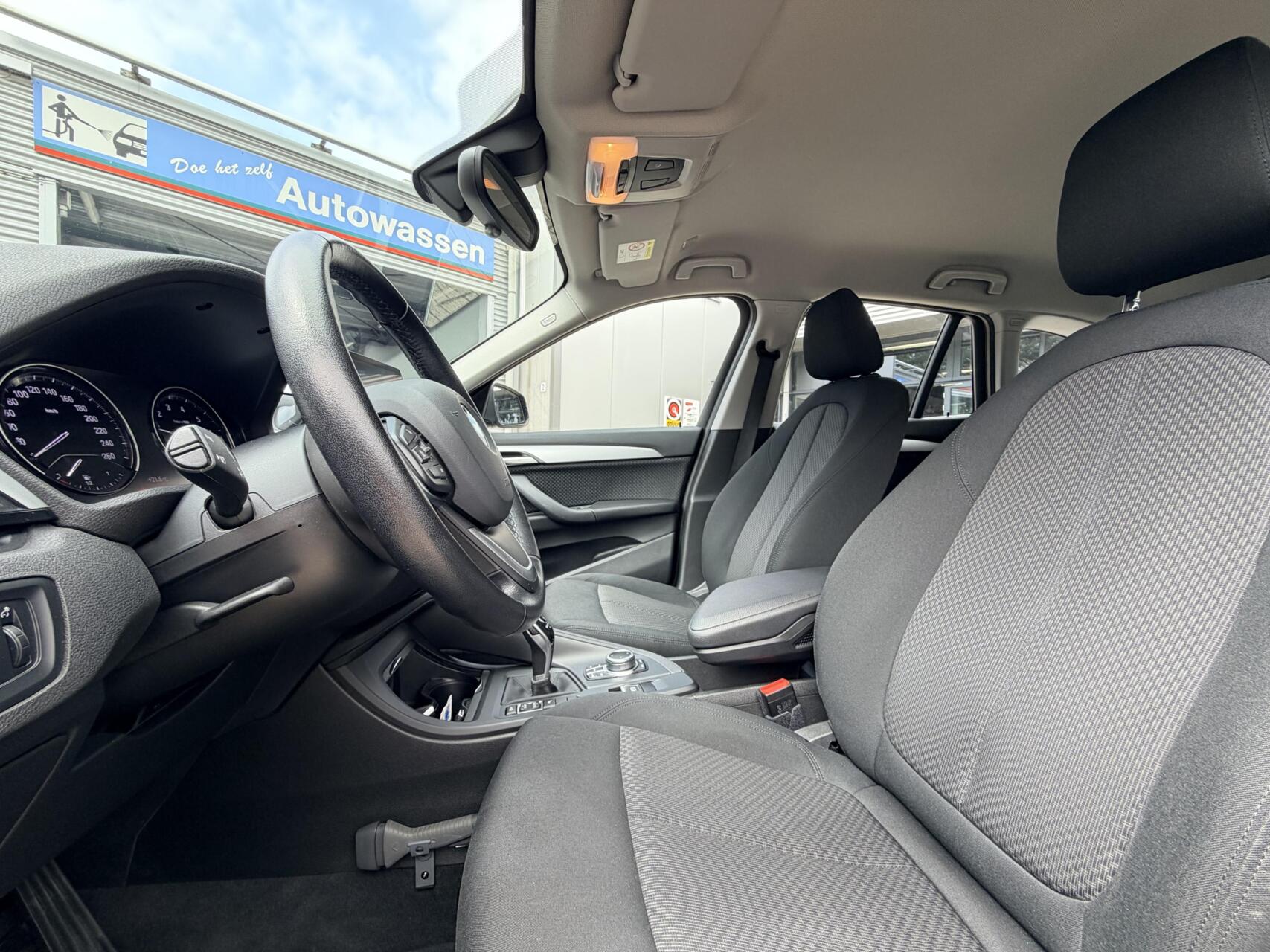 Foto van BMW X1 Sdrive20i