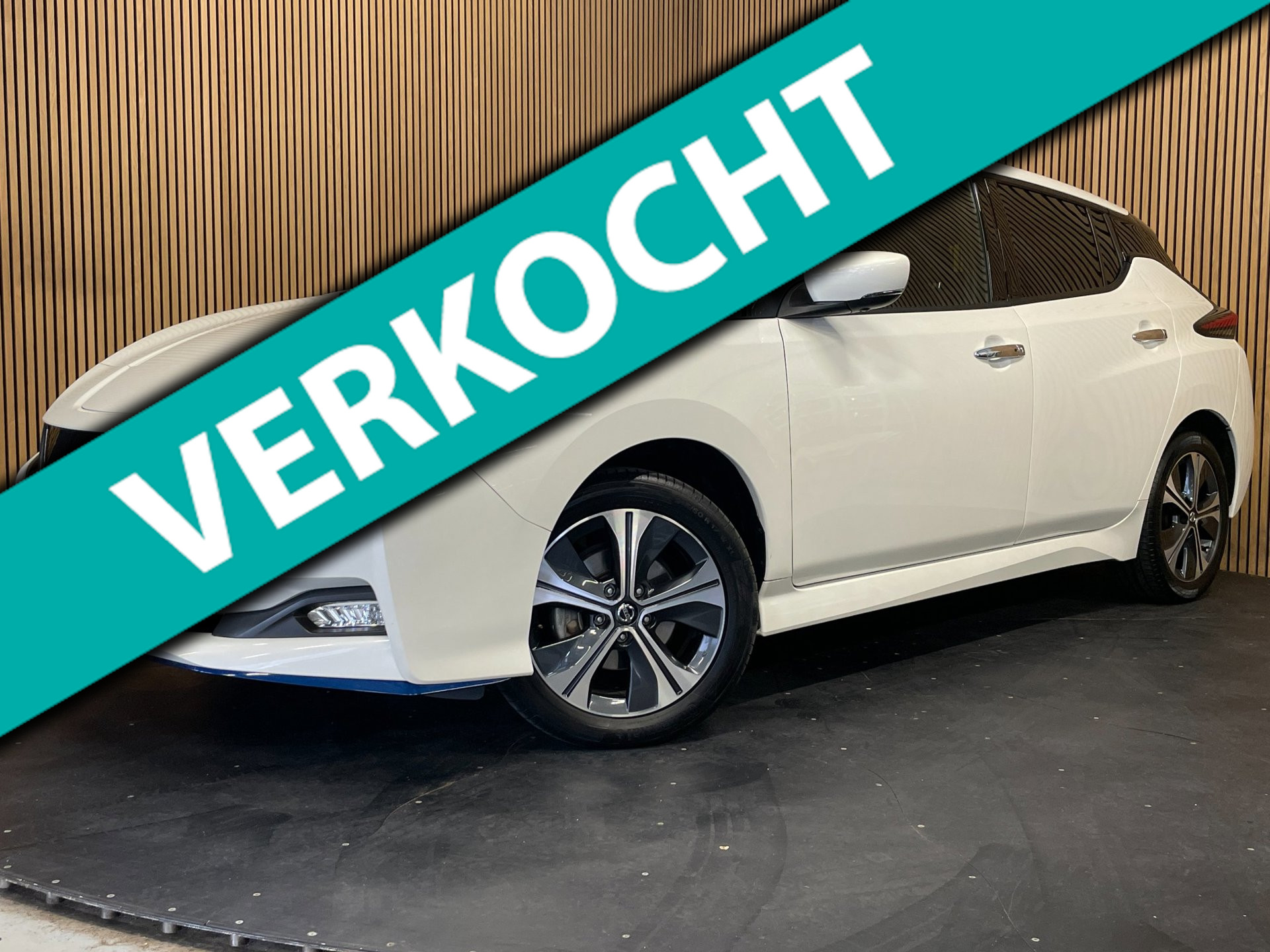 Nissan Nissan Leaf 62kwh E+ N-Connecta 62 kWh|GROTE ACCU|91%SOH|ACC|CARPLAY|CAMERA 360+V+A|STOEL+STUURVERW.|PDC V+A|NAP|NL-AUTO|INCL.BTW|1e EIG 2021 - voorkant