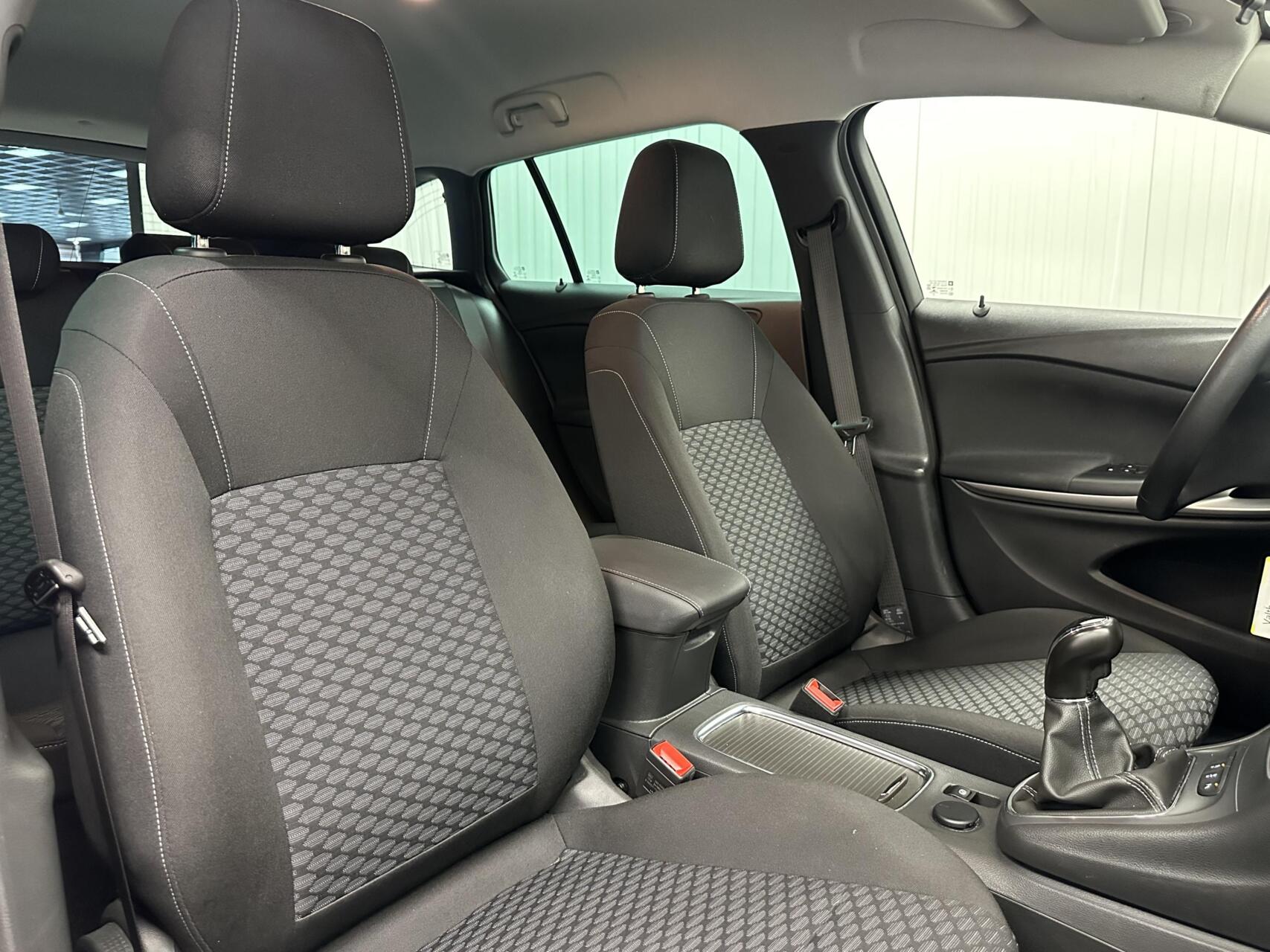 Foto van Opel Astra Sports Tourer