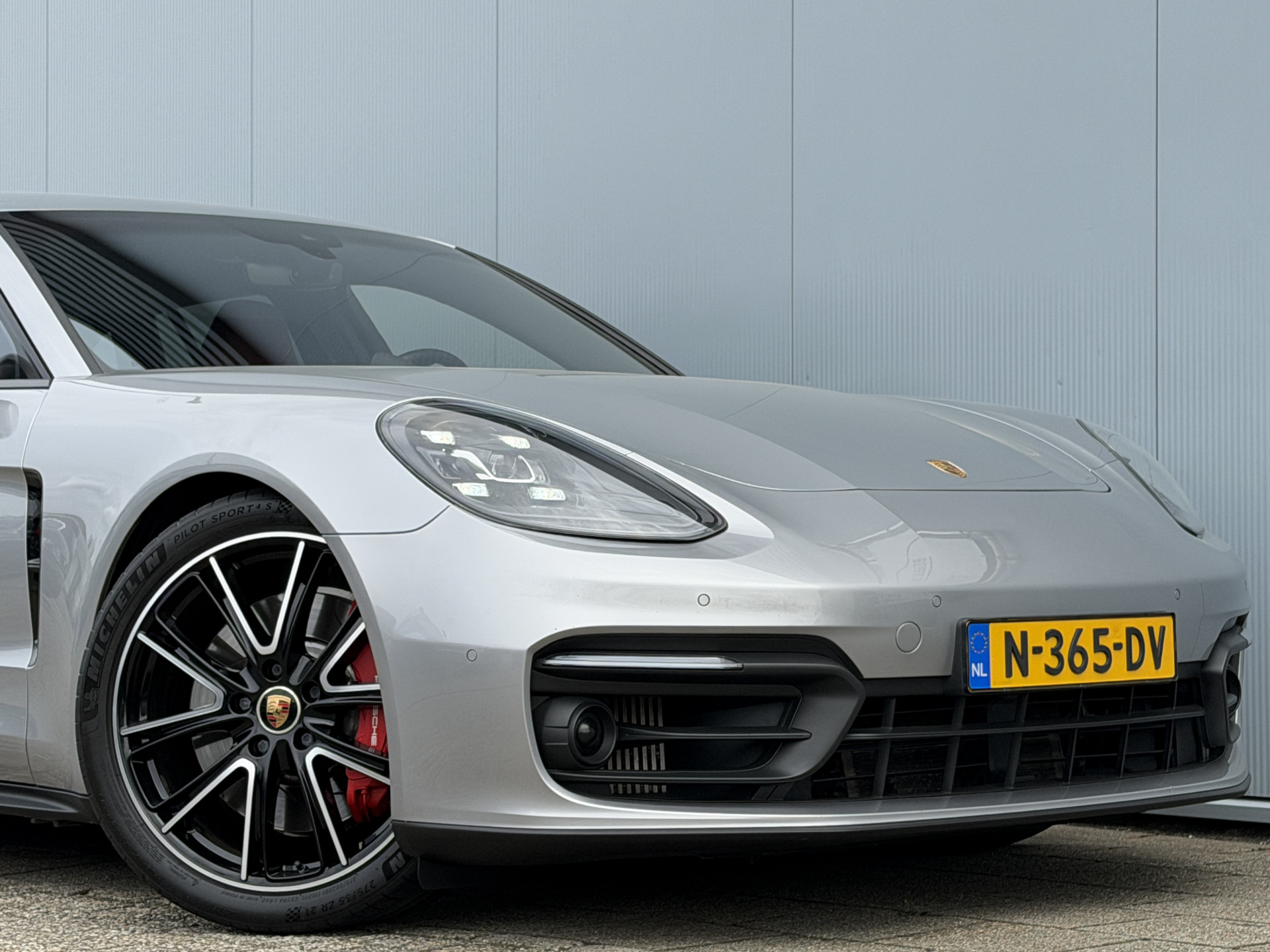 Foto van Porsche Panamera 4 E-hybrid