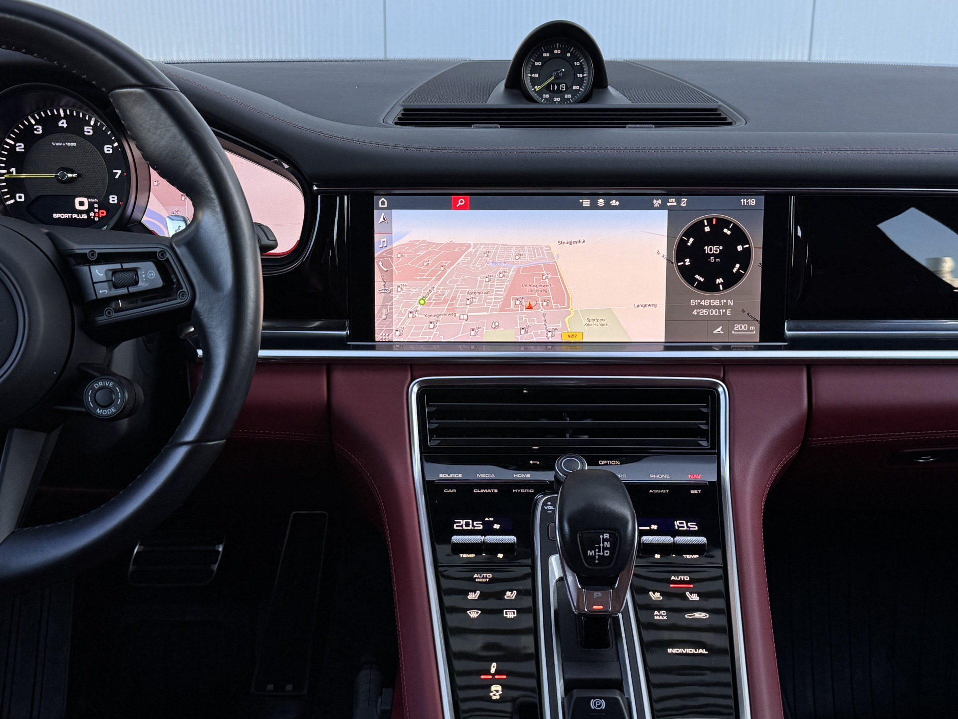 Foto van Porsche Panamera 4 E-hybrid