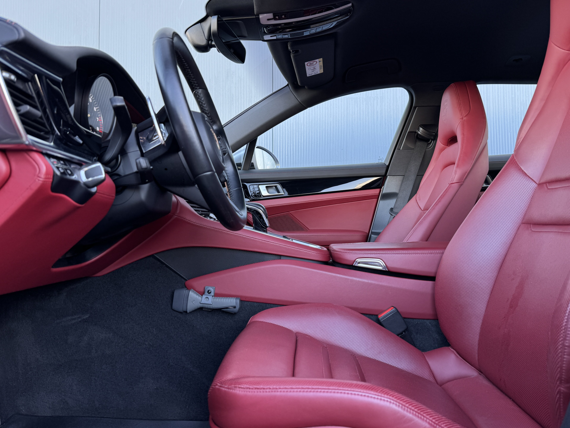 Foto van Porsche Panamera 4 E-hybrid