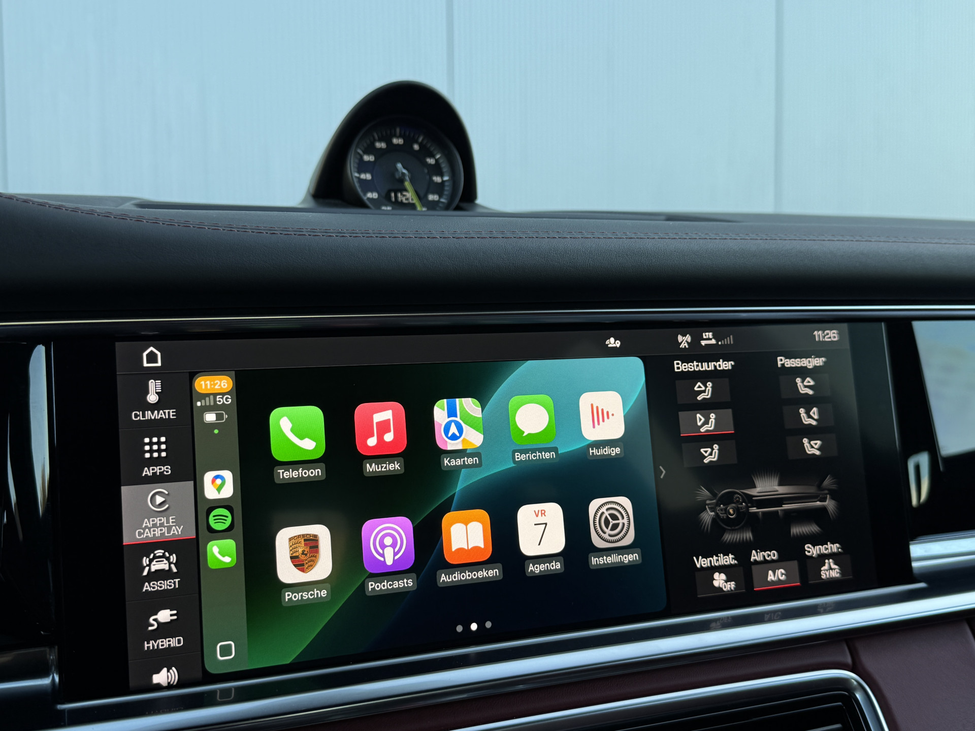 Foto van Porsche Panamera 4 E-hybrid