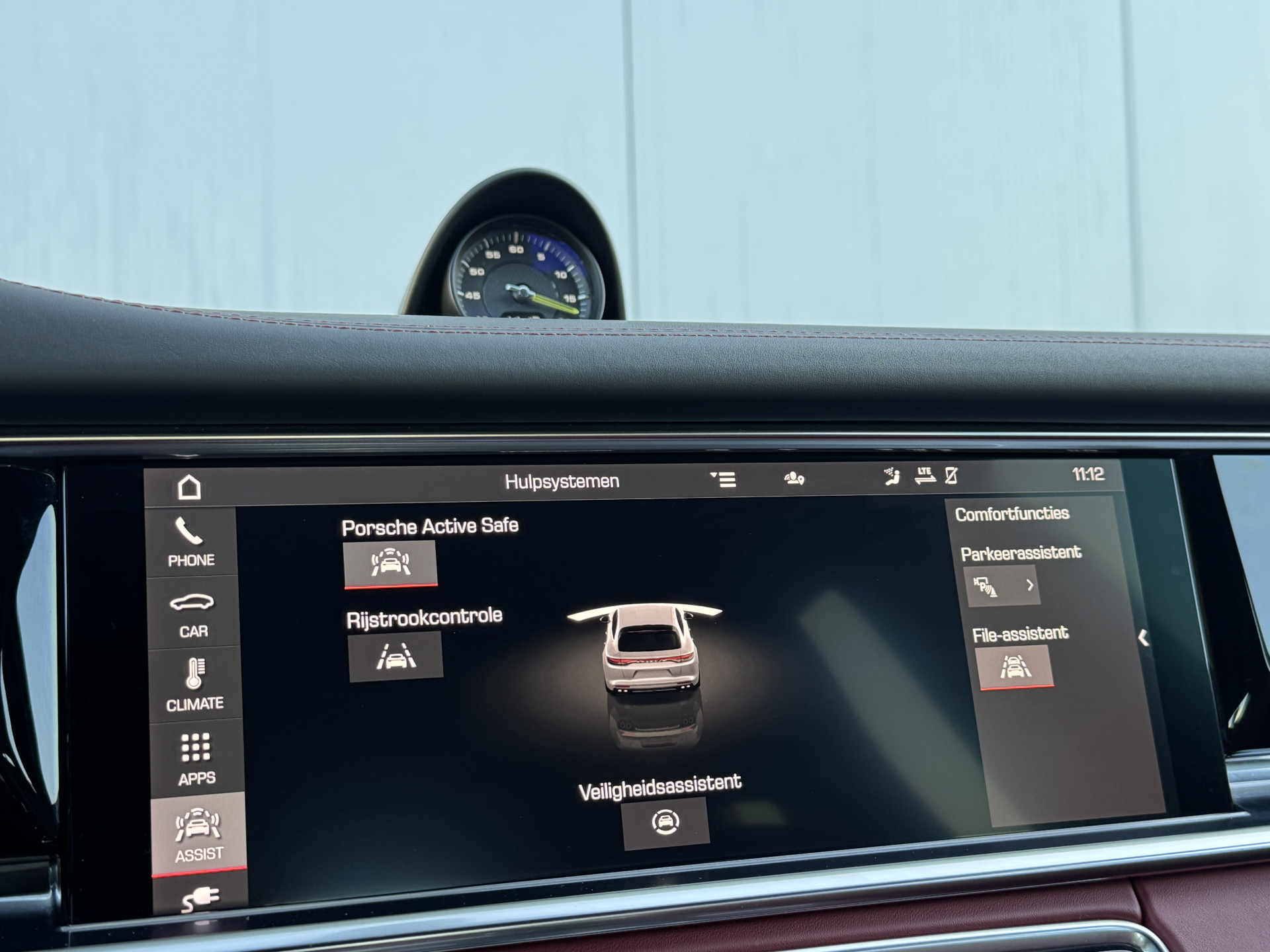 Foto van Porsche Panamera 4 E-hybrid