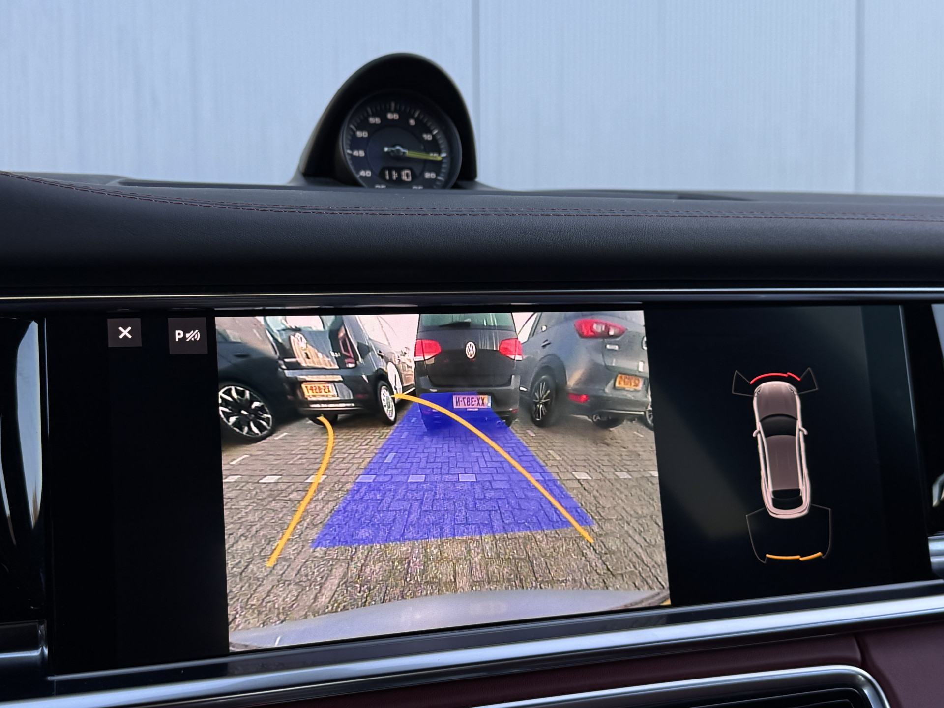 Foto van Porsche Panamera 4 E-hybrid