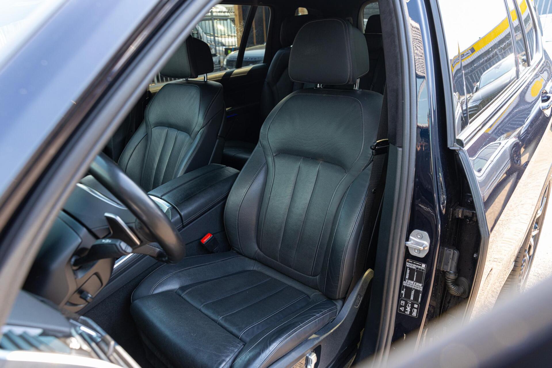 Foto van BMW X7 Xdrive30d