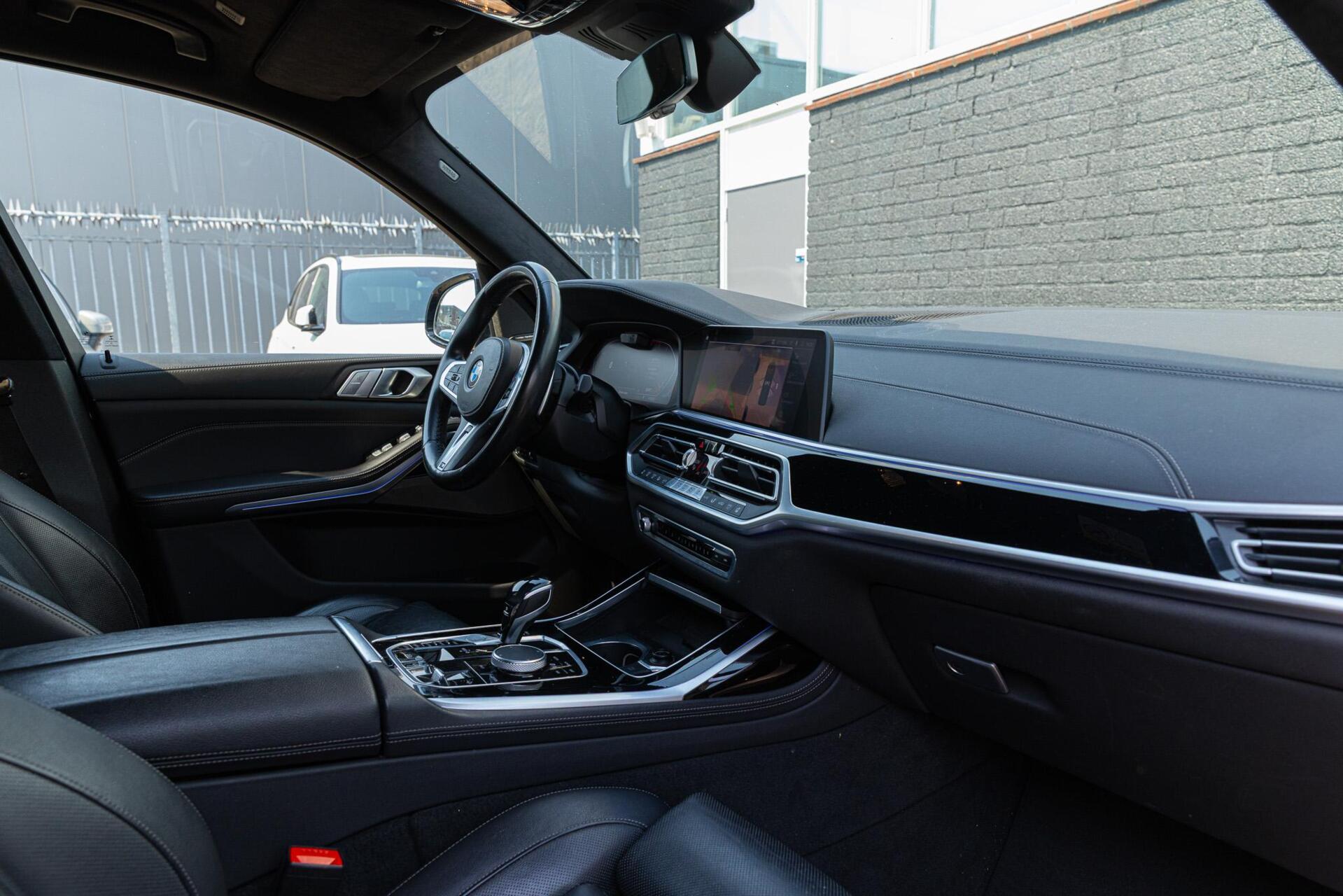 Foto van BMW X7 Xdrive30d