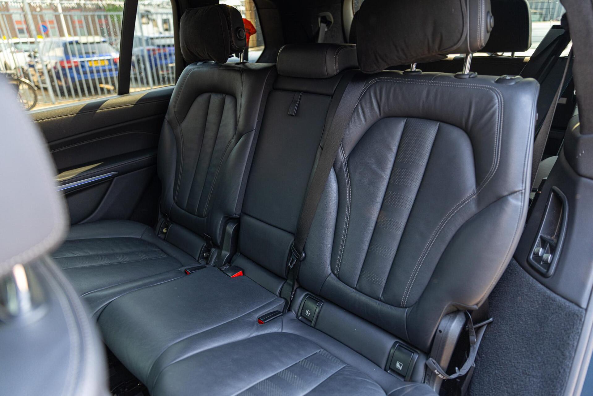 Foto van BMW X7 Xdrive30d