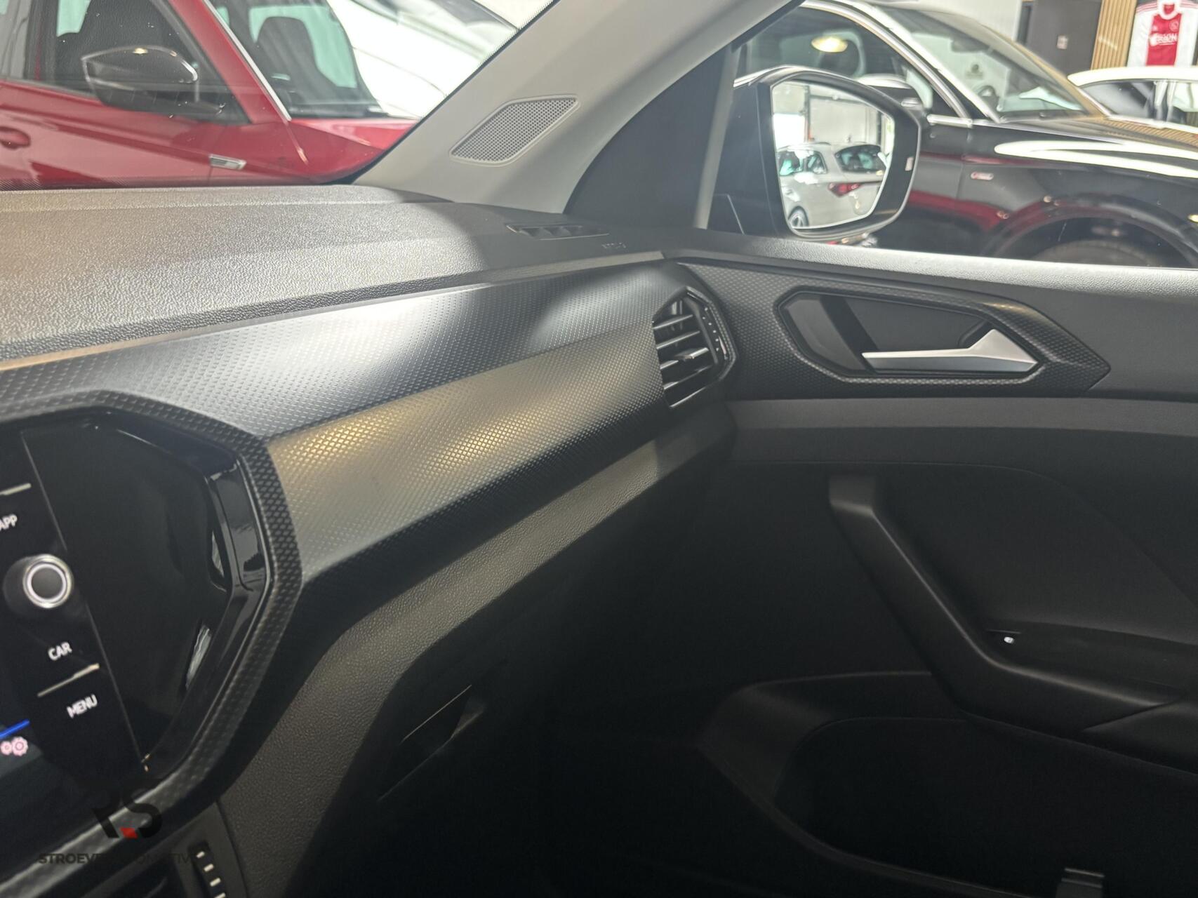 Foto van Volkswagen T-cross