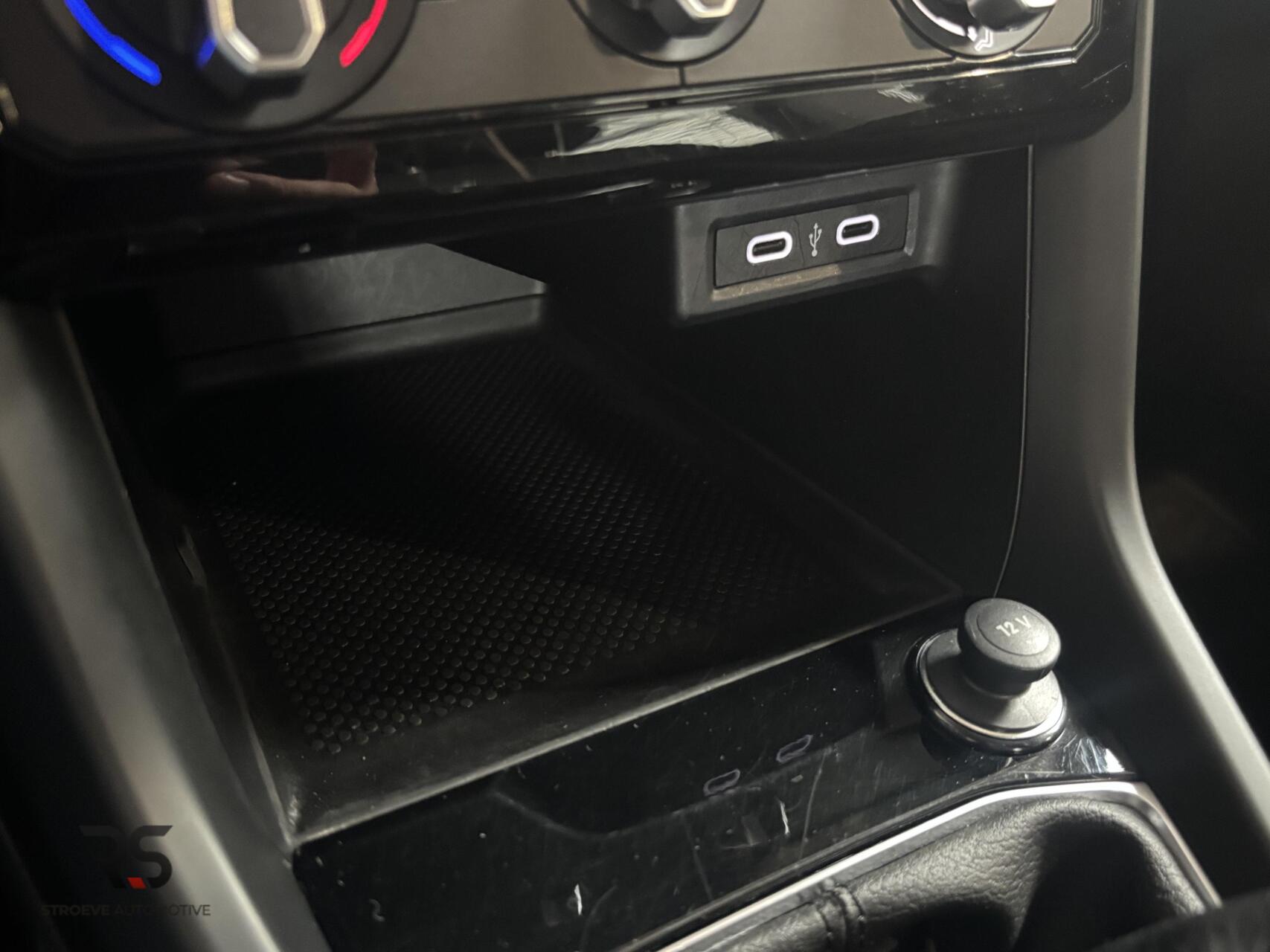 Foto van Volkswagen T-cross