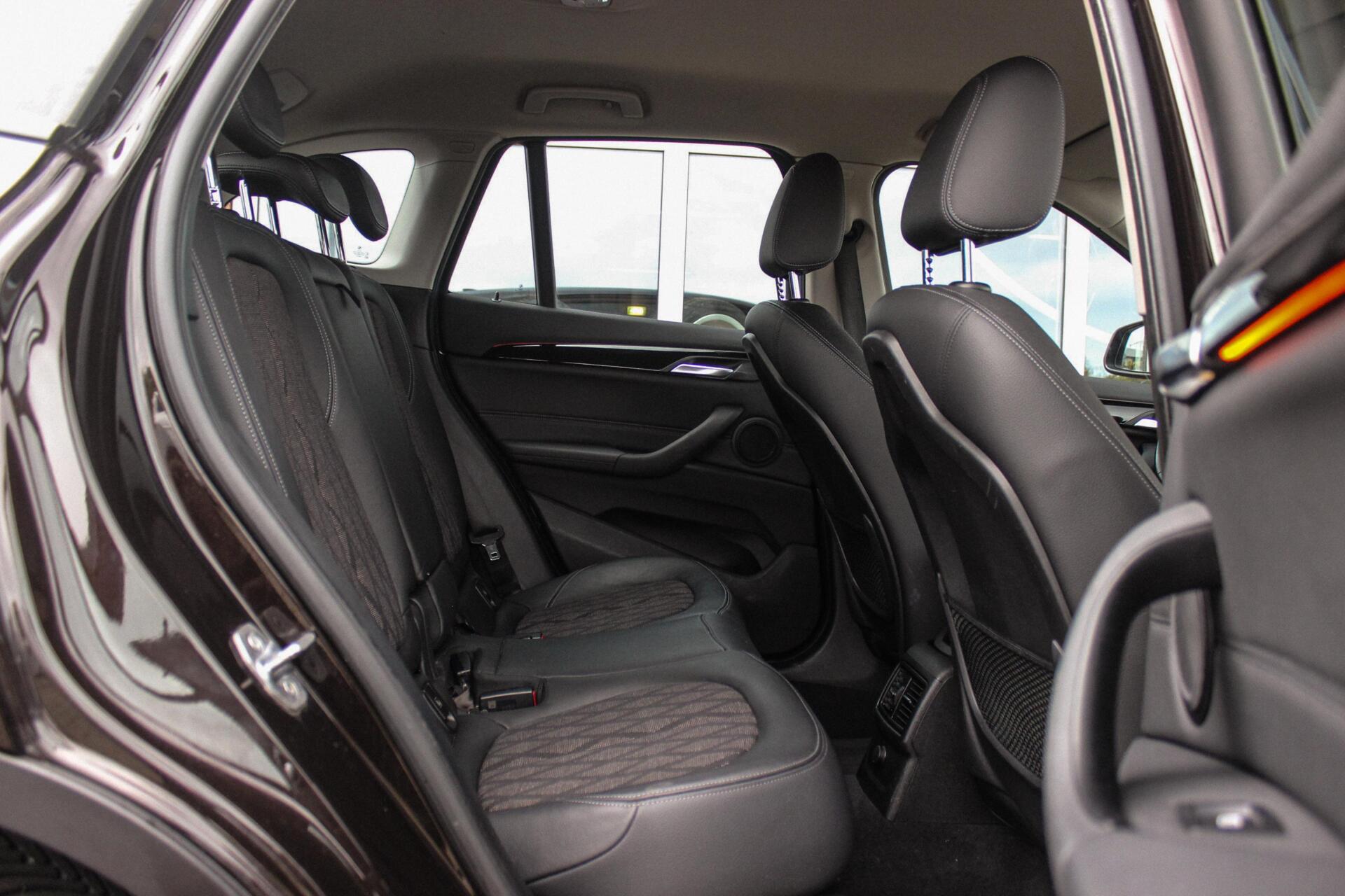 Foto van BMW X1 Sdrive18i