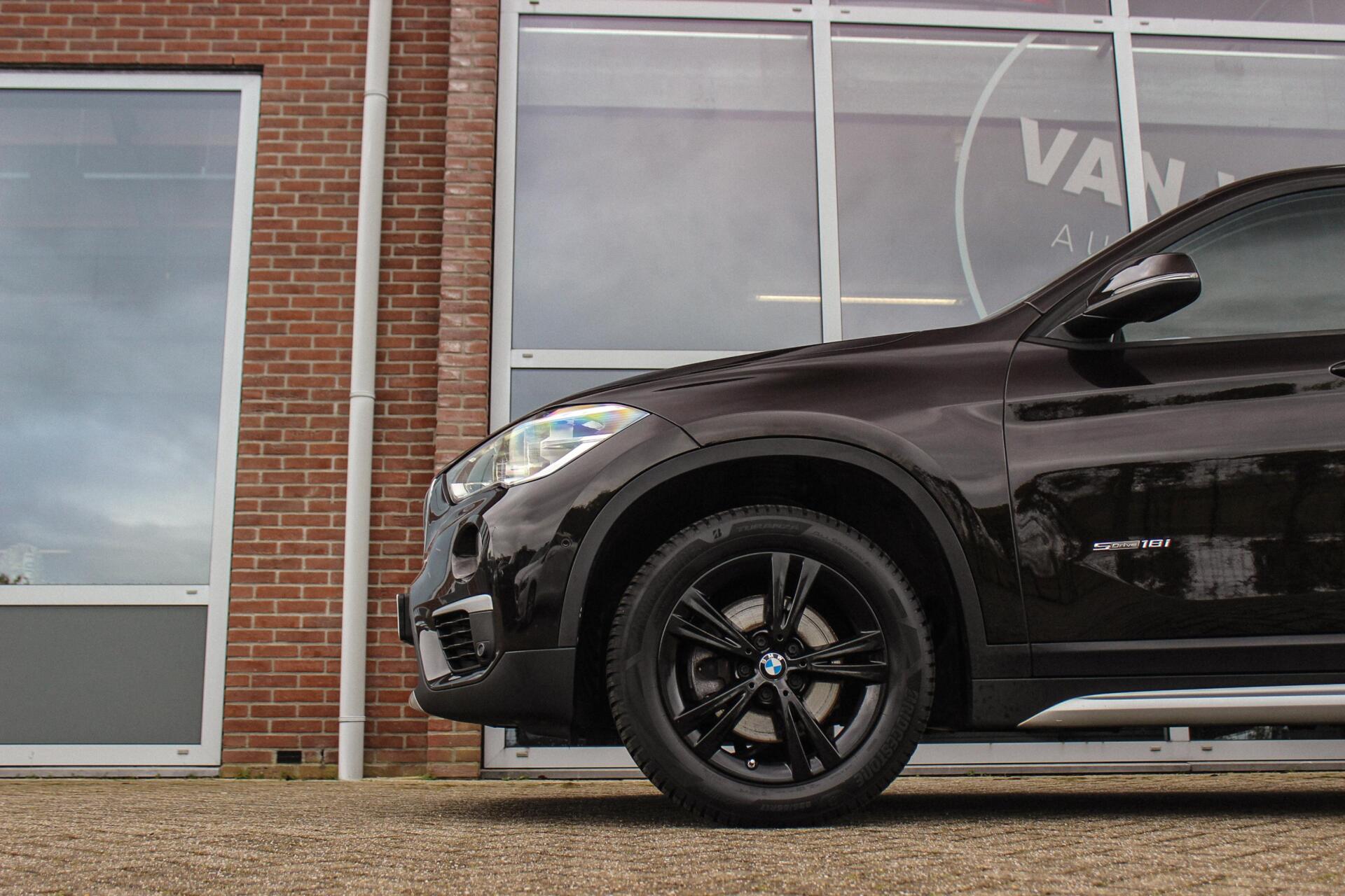 Foto van BMW X1 Sdrive18i