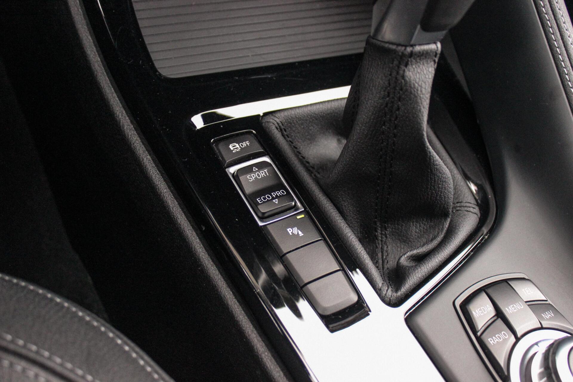 Foto van BMW X1 Sdrive18i