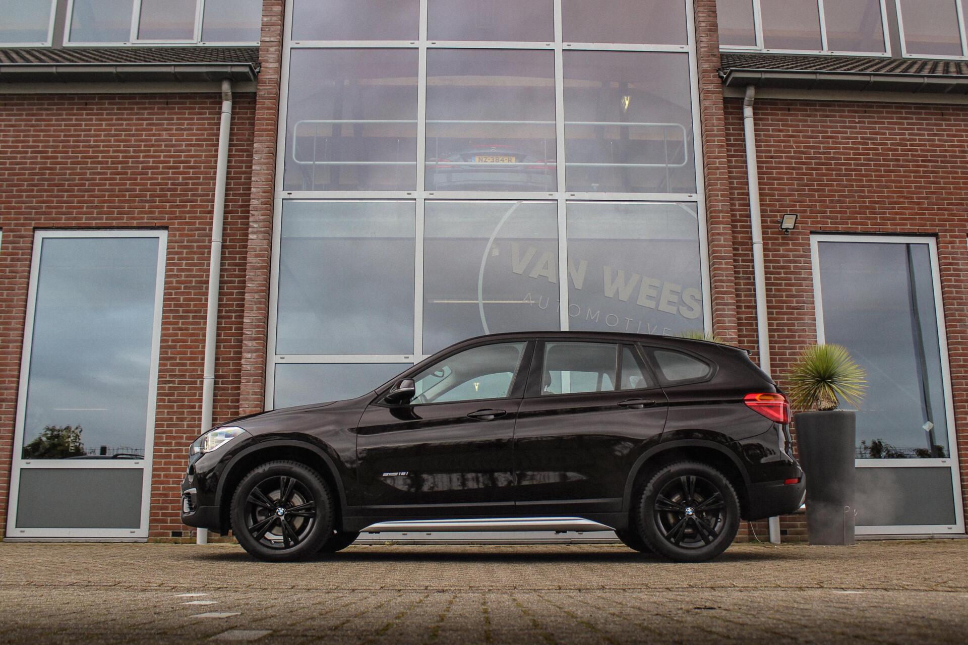 Foto van BMW X1 Sdrive18i