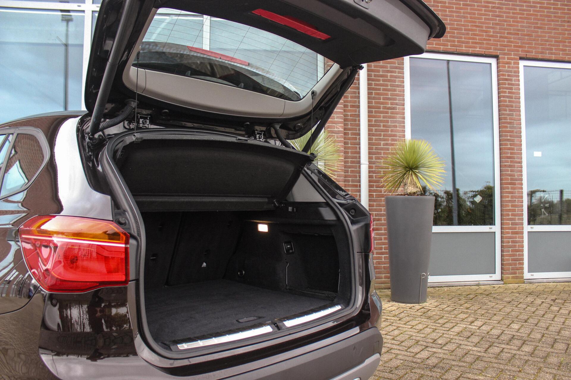 Foto van BMW X1 Sdrive18i