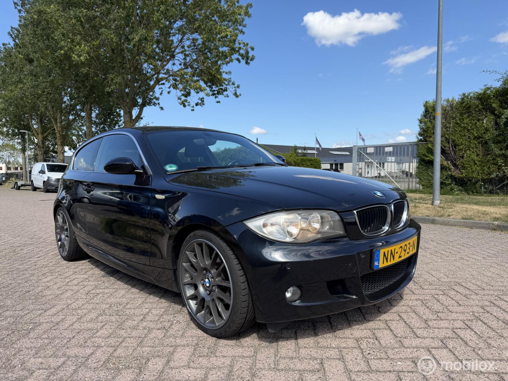 BMW 1er Reihe 118i M Sport Airco Trekhaak Elektrische Stoelen! 2007 - voorkant