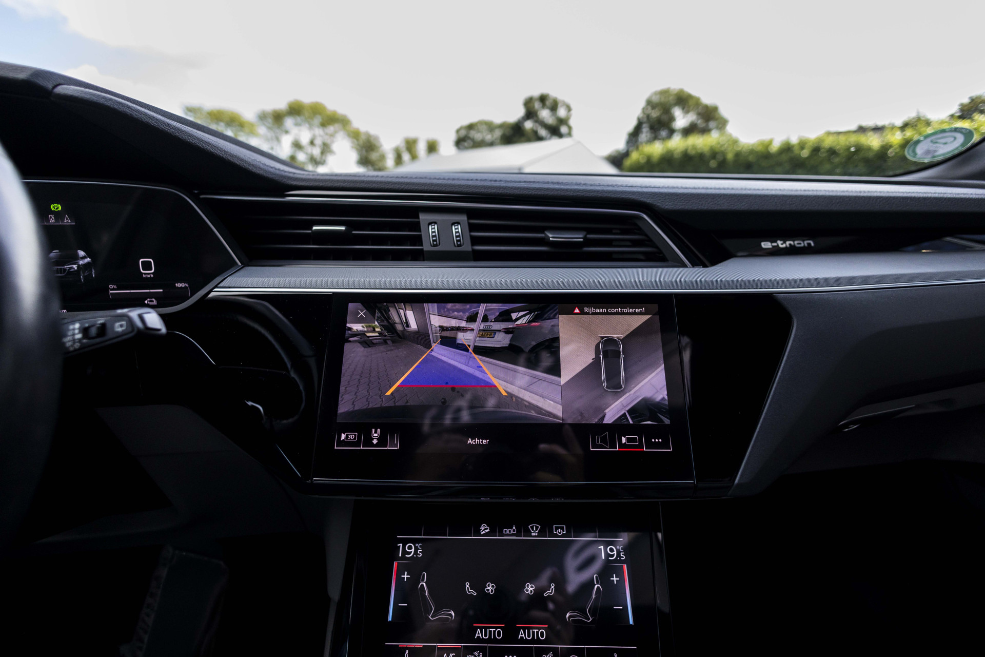 Foto van Audi Audi E-tron
