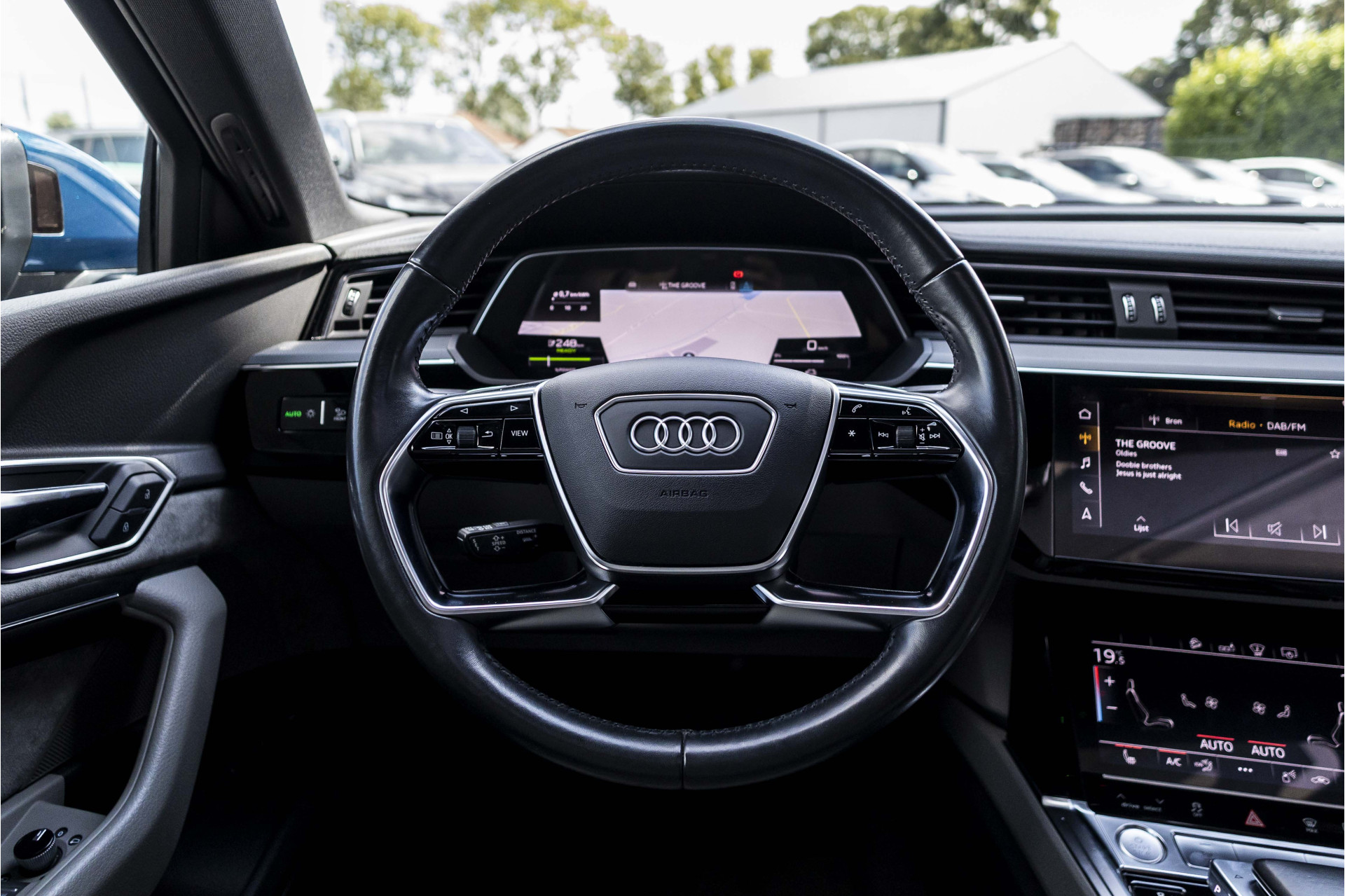 Foto van Audi Audi E-tron