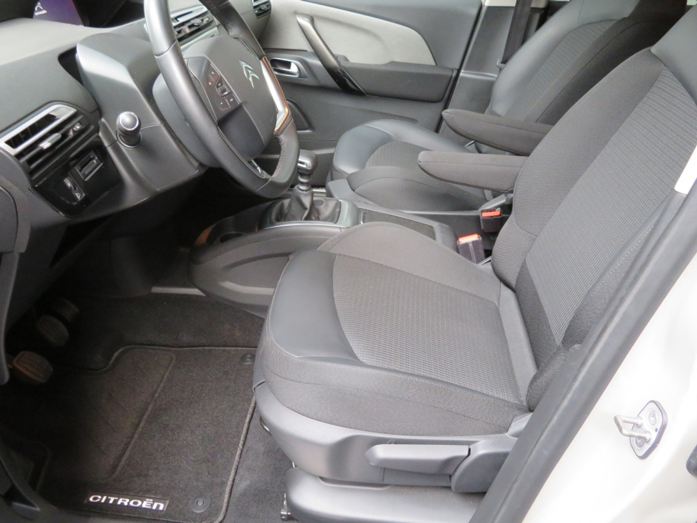 Foto van Citroen C4 Spacetourer