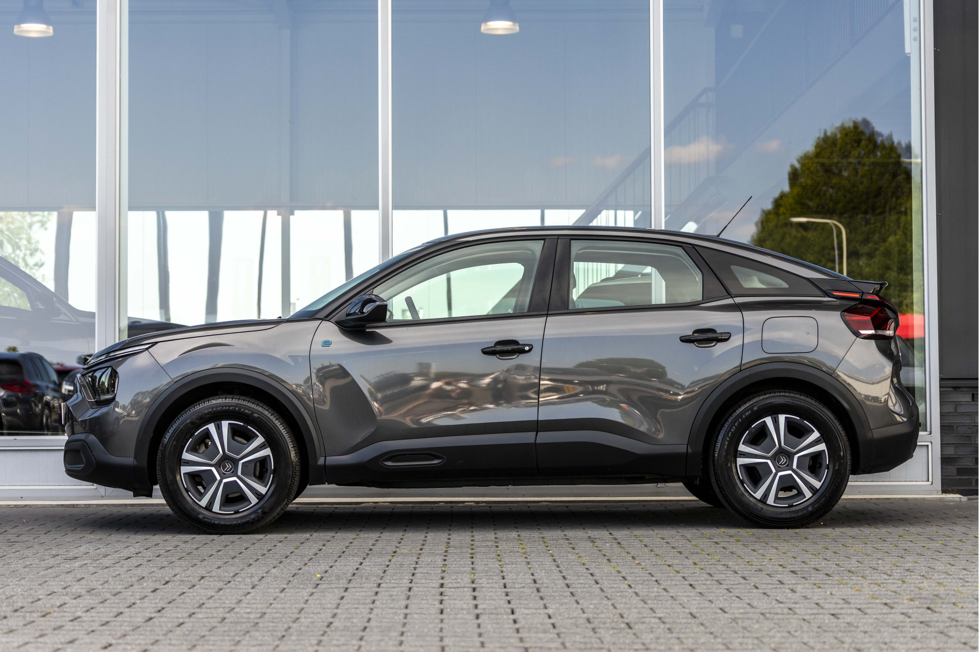 Foto van Citroen E-c4