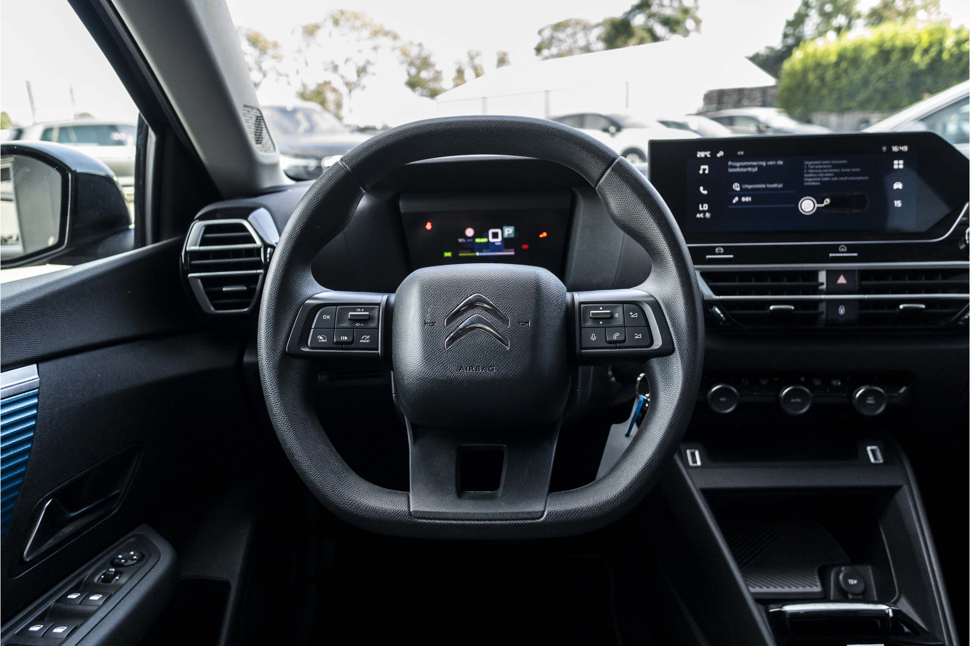 Foto van Citroen E-c4