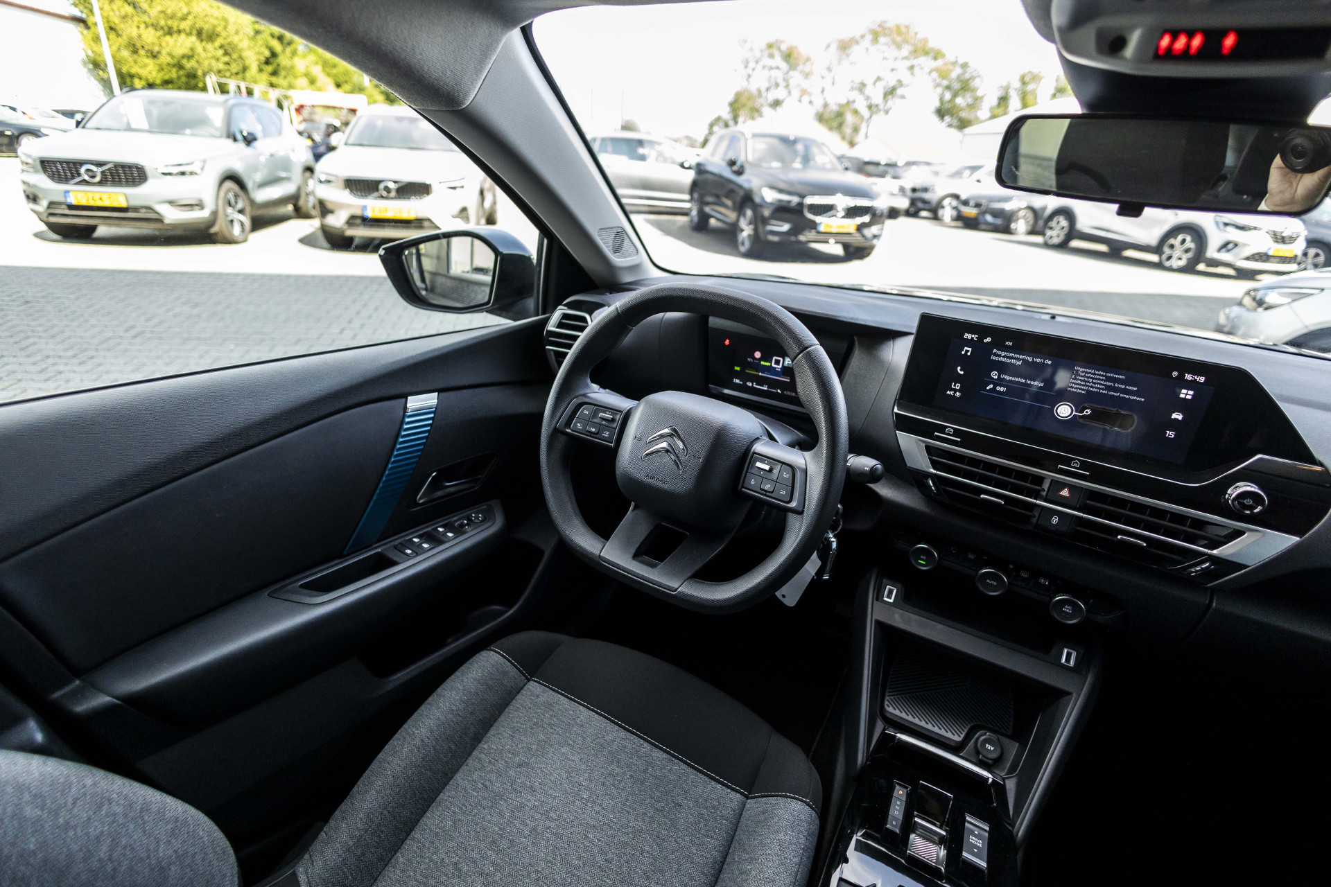 Foto van Citroen E-c4