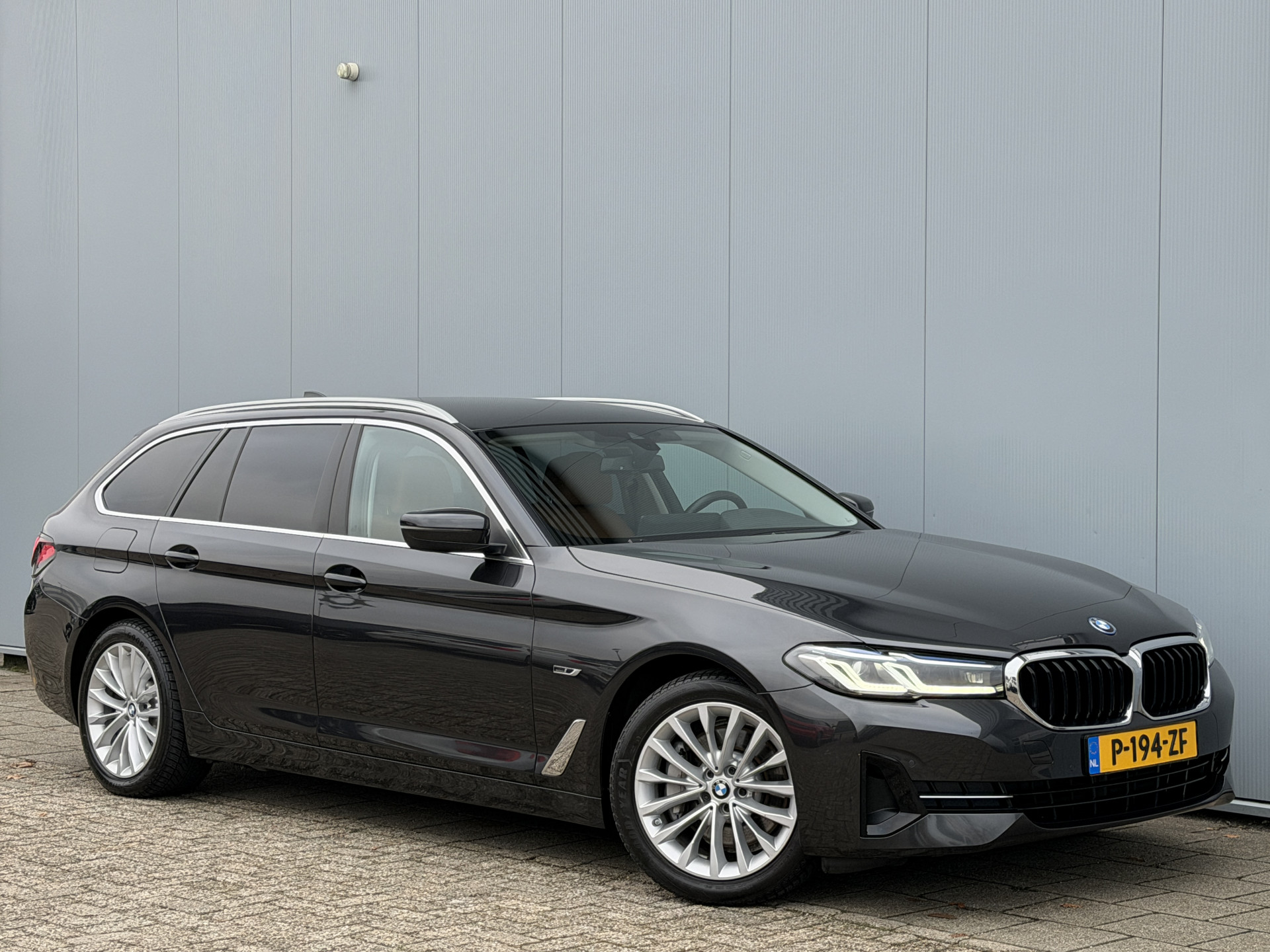Foto van BMW 530e