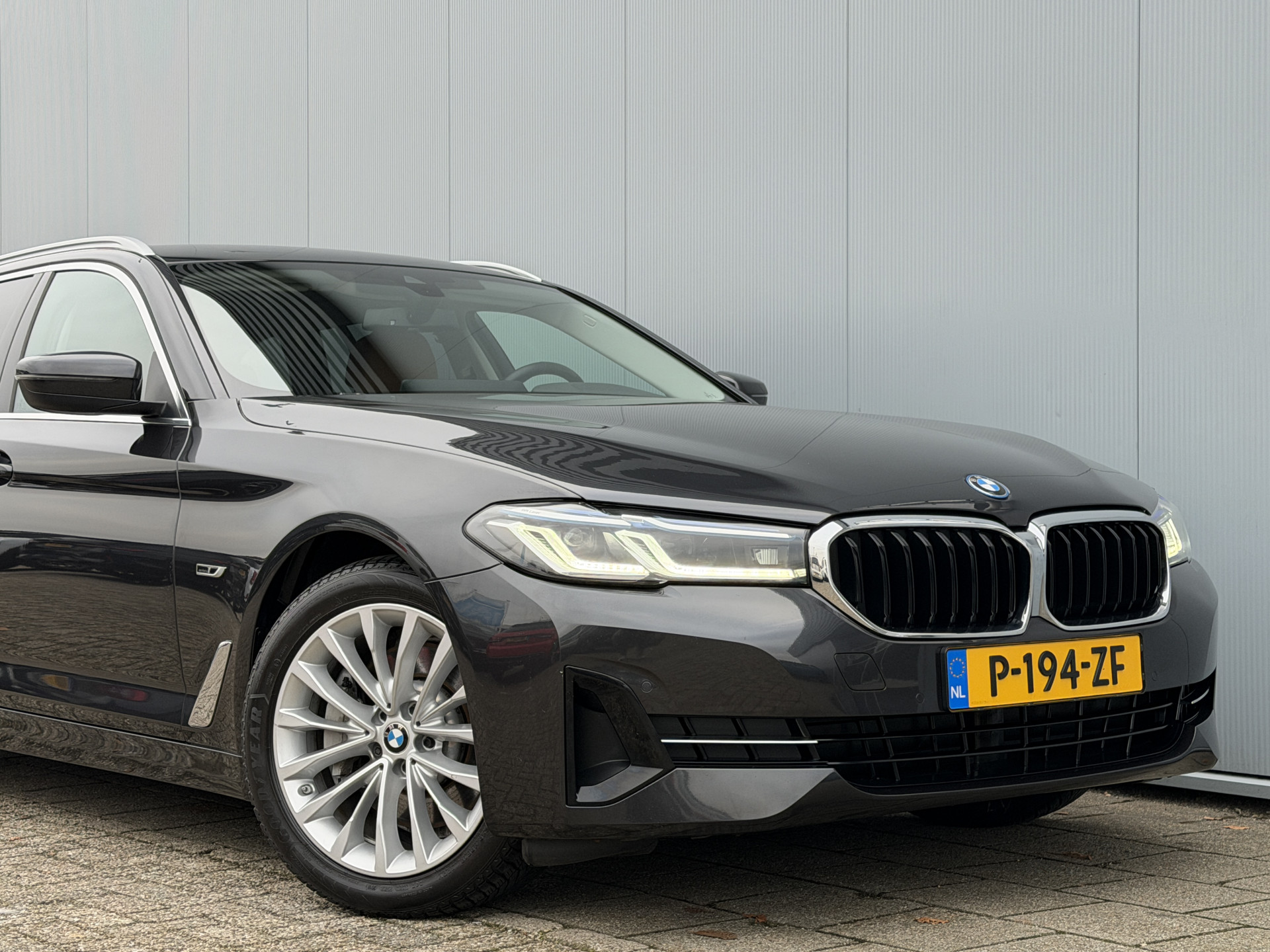 Foto van BMW 530e