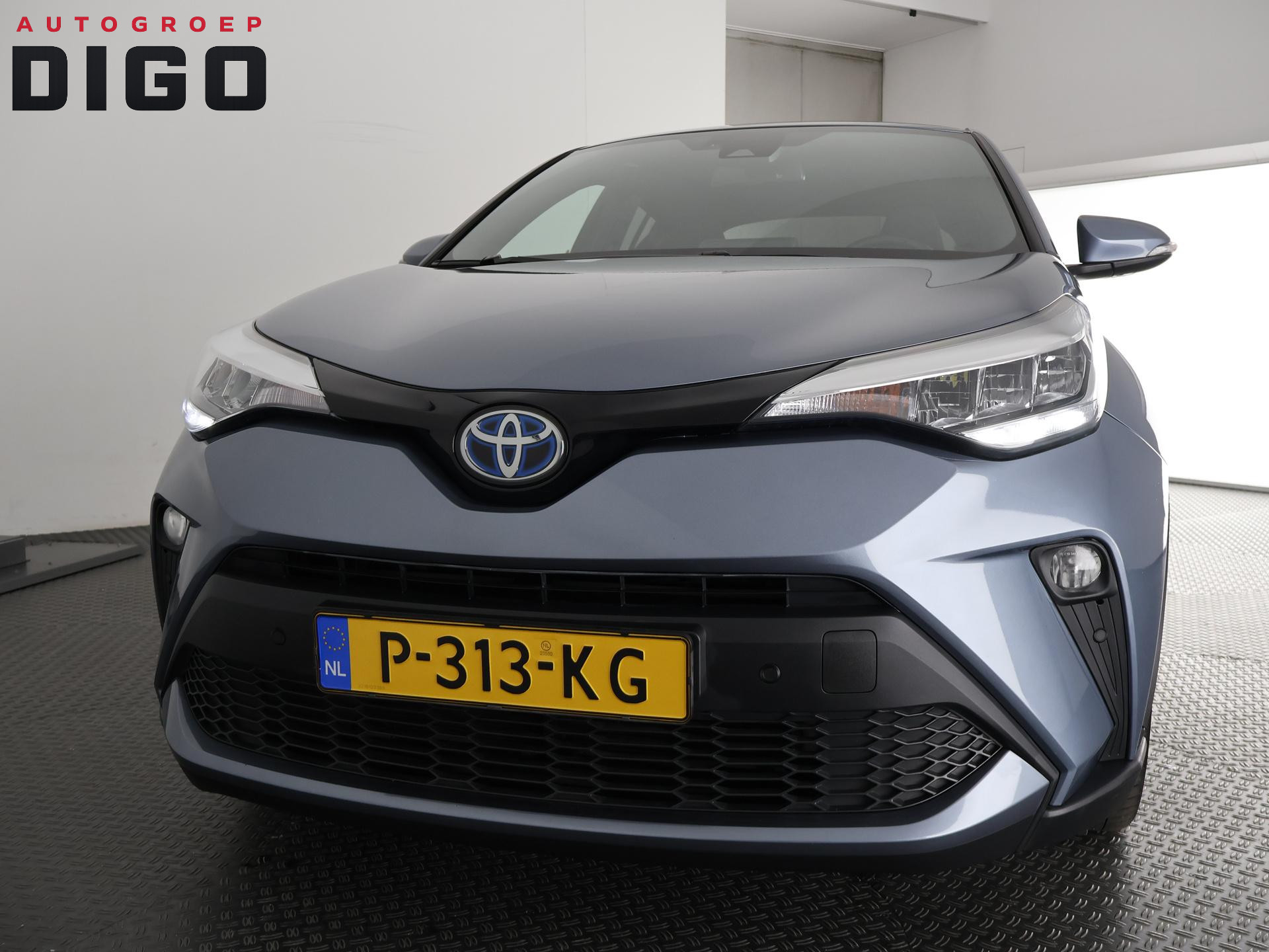 Foto van Toyota Toyota C-hr