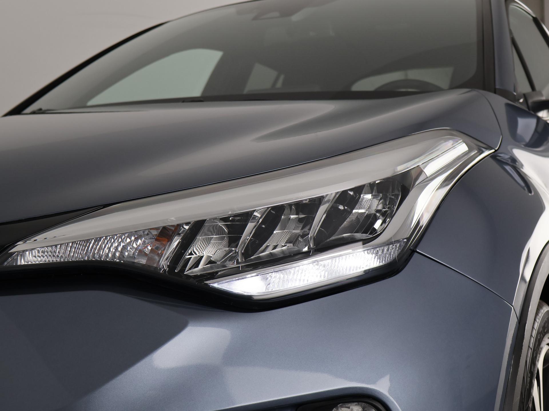 Foto van Toyota Toyota C-hr
