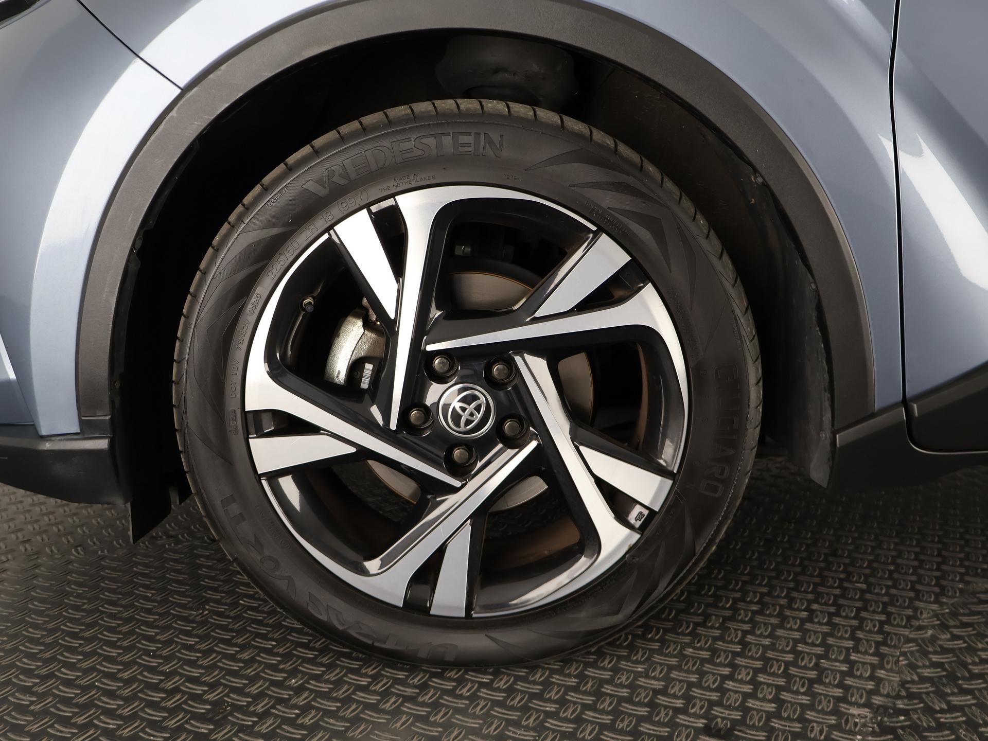 Foto van Toyota Toyota C-hr