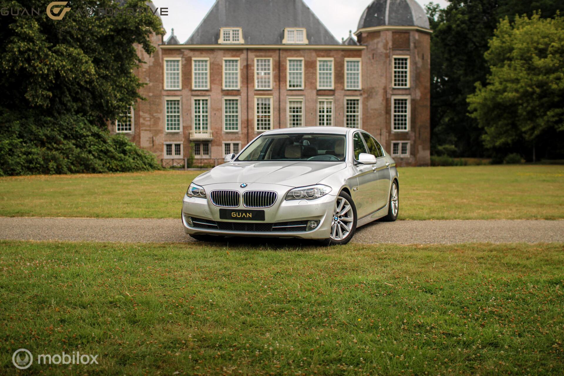 BMW 528i 528i High Executive 2010 - voorkant