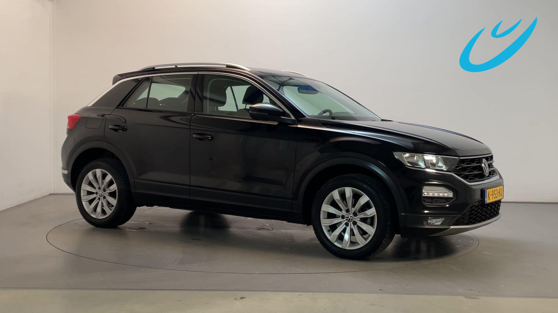 Volkswagen T-roc 1.0 TSI Style Business Parkeersensoren Navigatie App-Connect DAB+ 2021 - voorkant