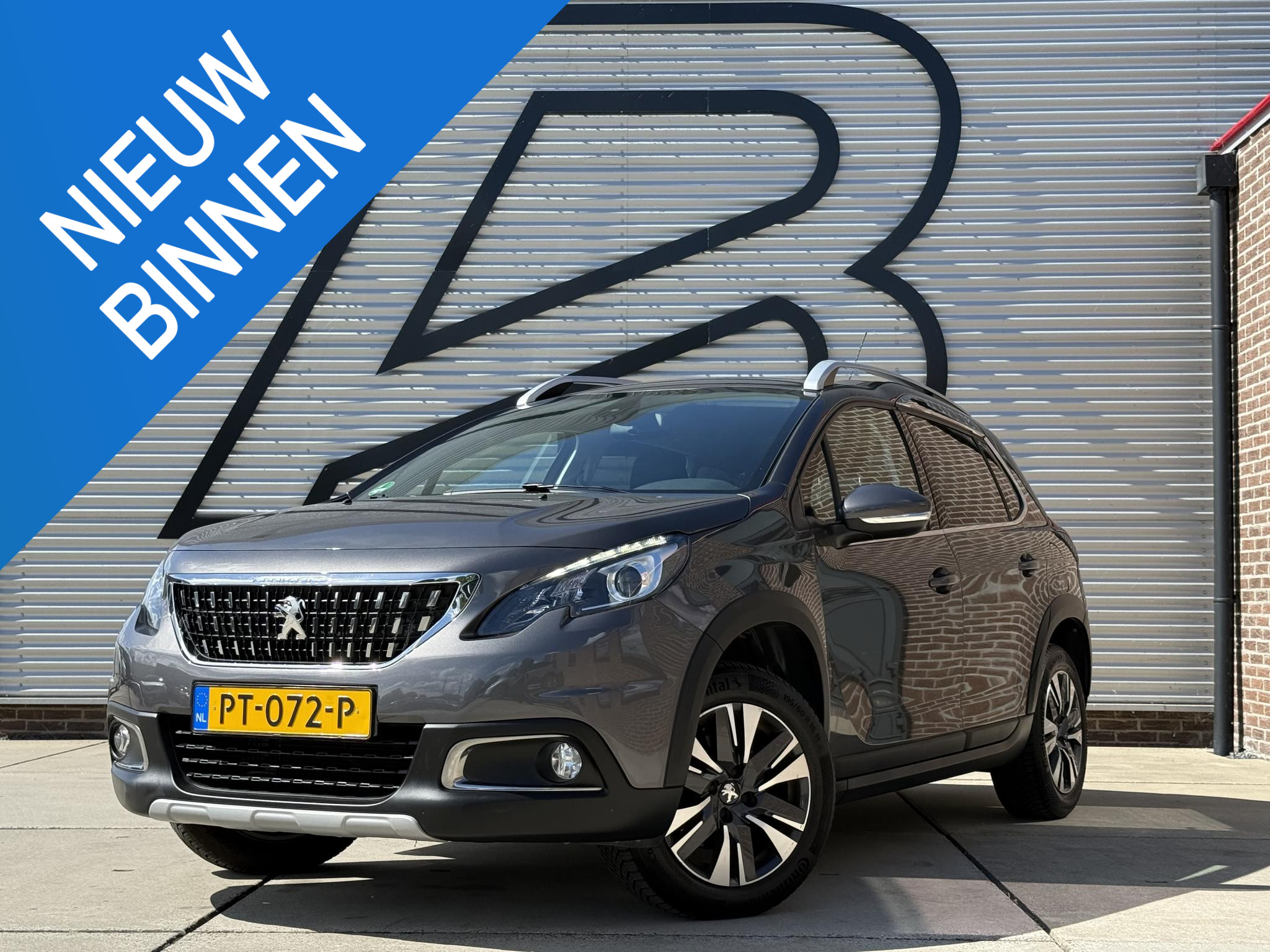 Peugeot 2008 1.2 PureTech Allure 2017 - voorkant