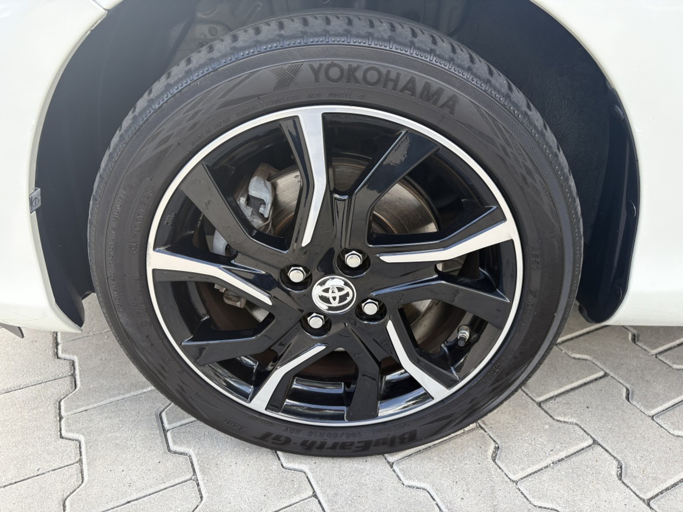 Foto van Toyota Toyota Yaris Hybrid