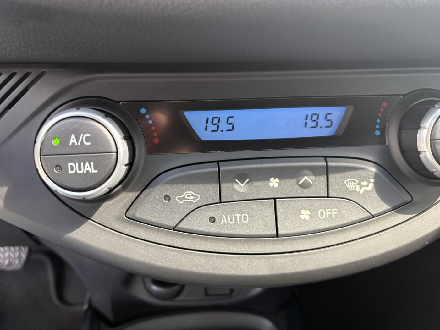 Foto van Toyota Toyota Yaris Hybrid