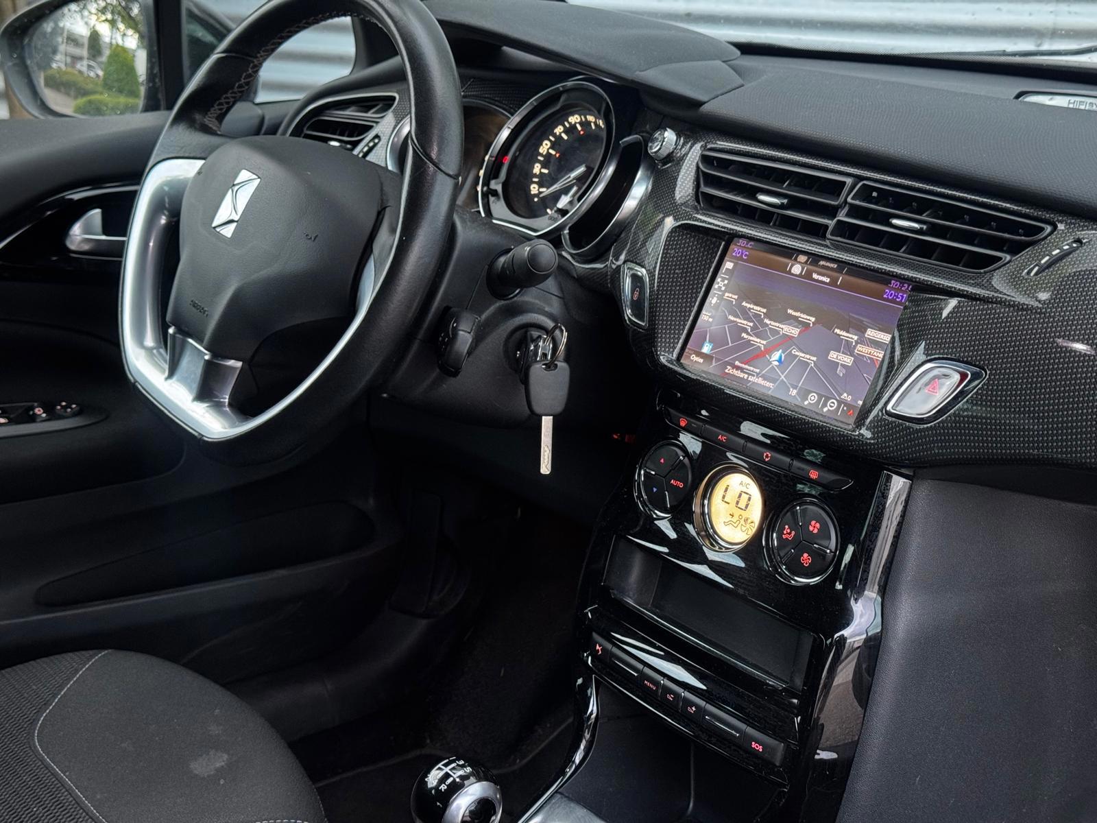 Foto van DS DS 3 Cabrio