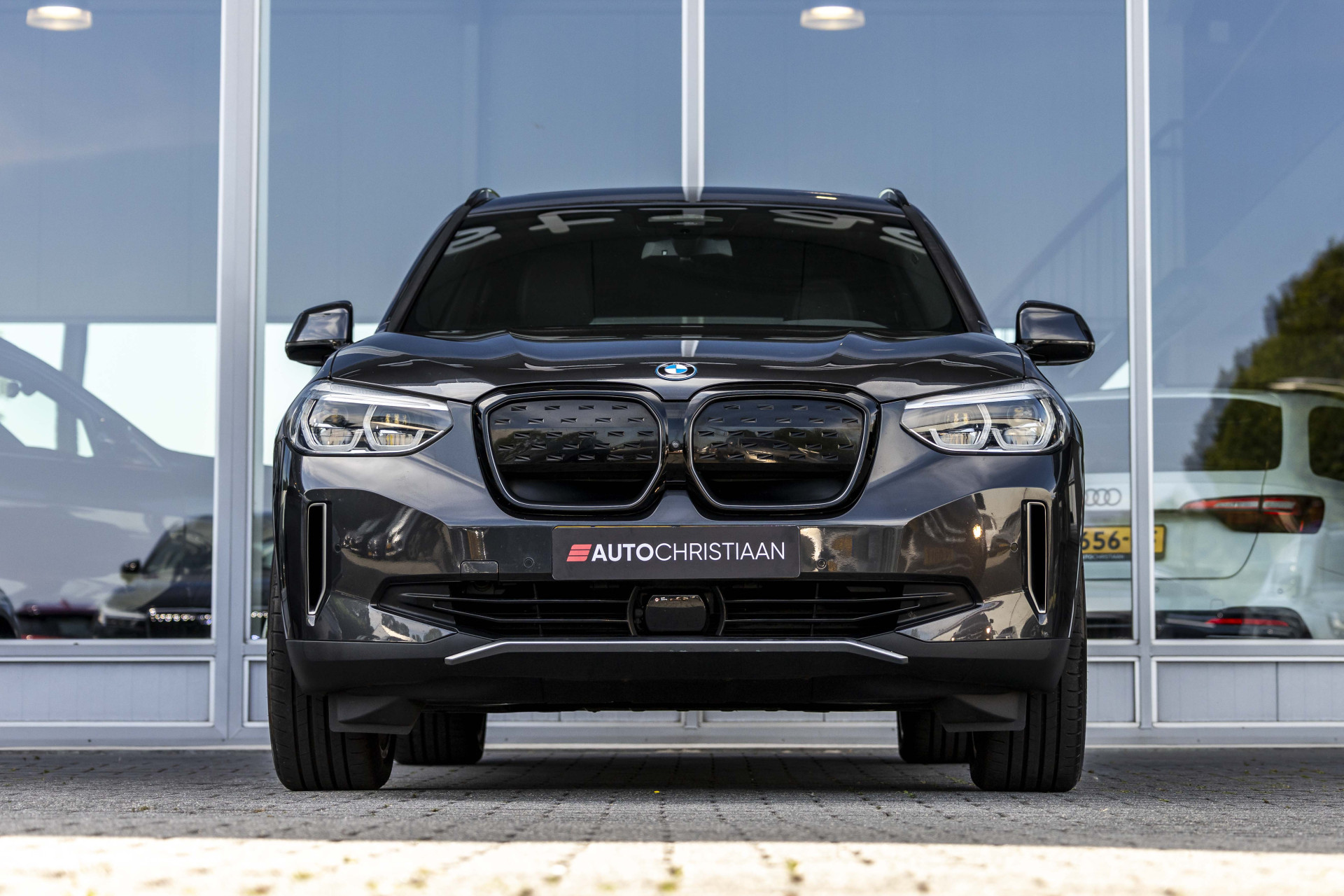 Foto van BMW Ix3