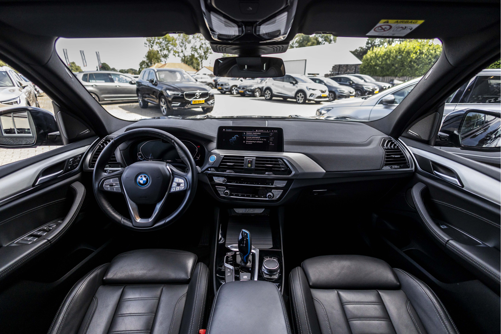 Foto van BMW Ix3