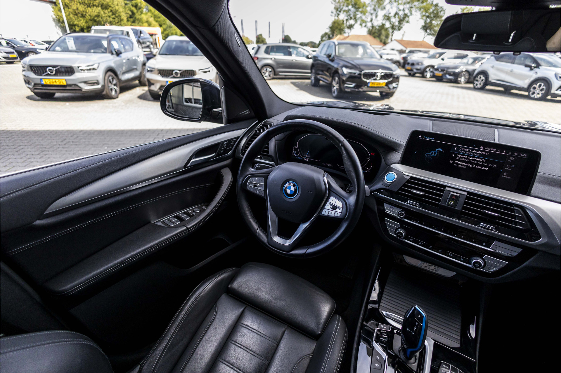 Foto van BMW Ix3