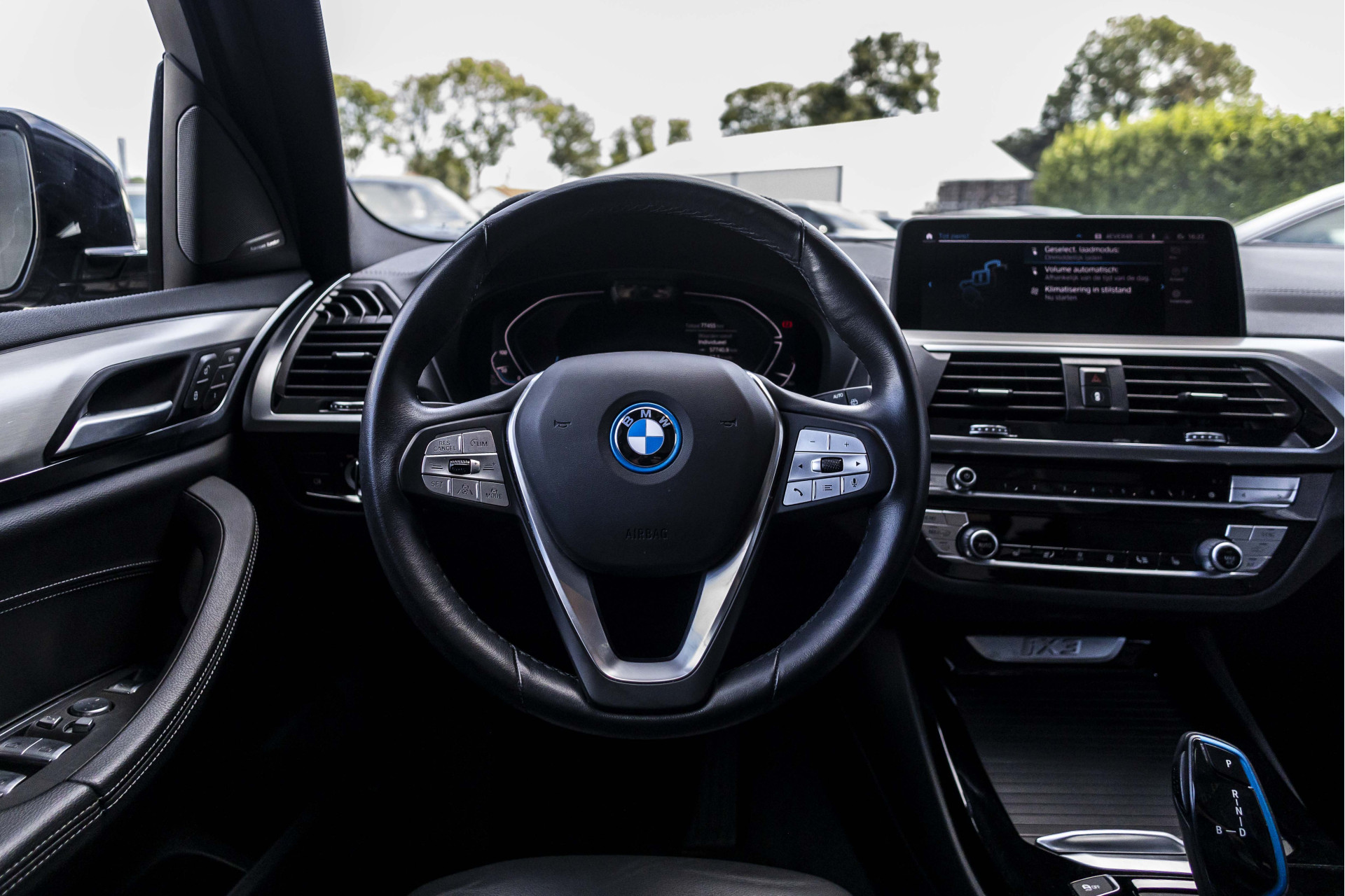 Foto van BMW Ix3