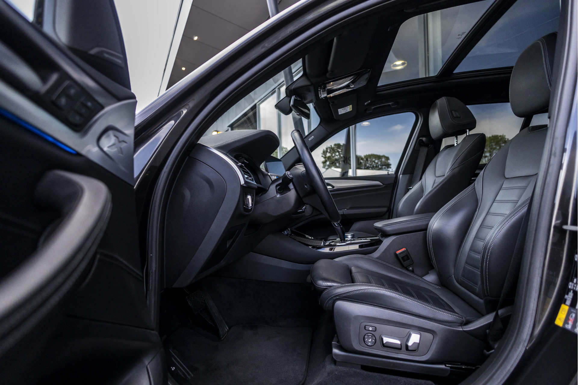 Foto van BMW Ix3