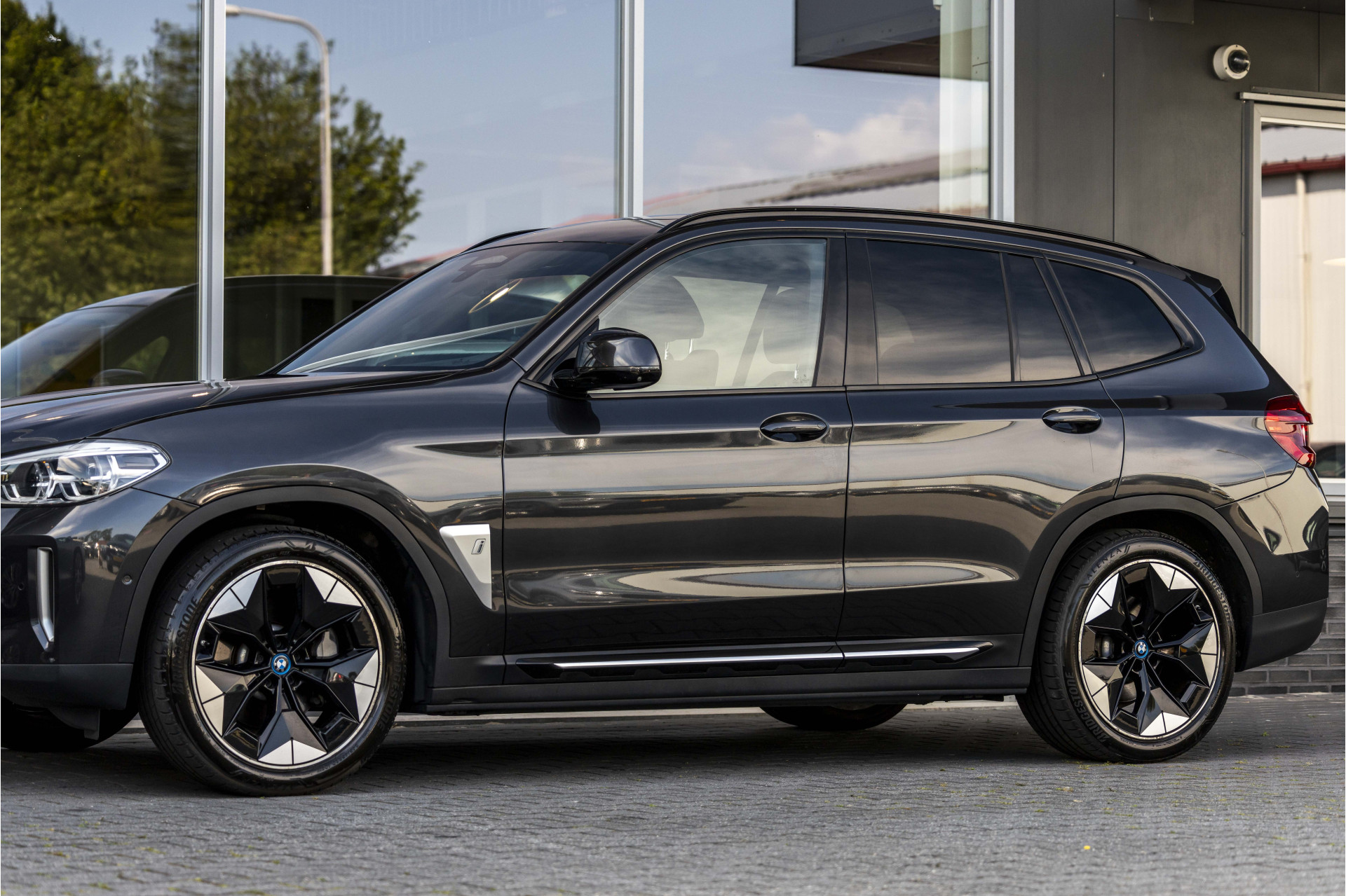 Foto van BMW Ix3