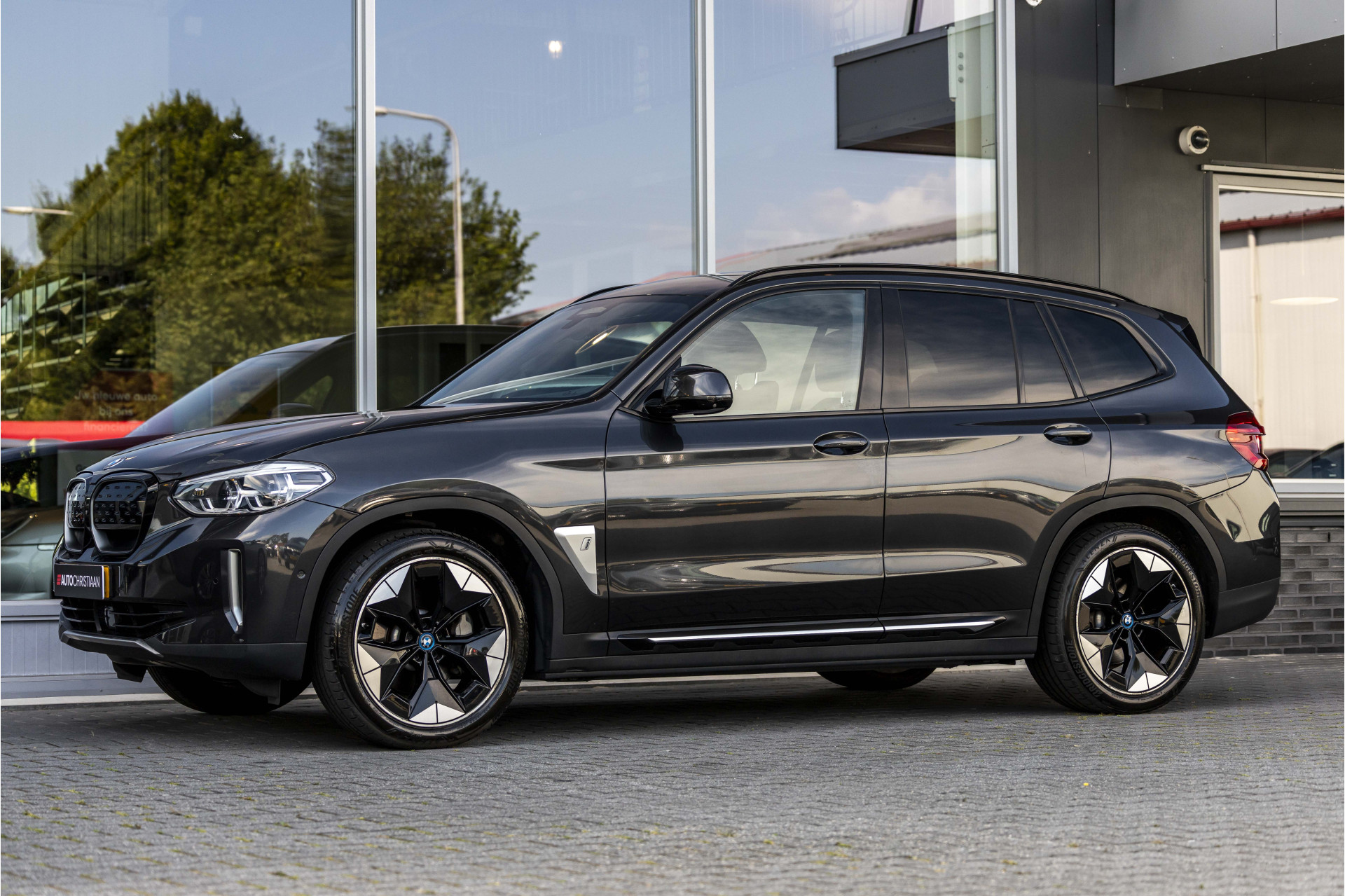 Foto van BMW Ix3