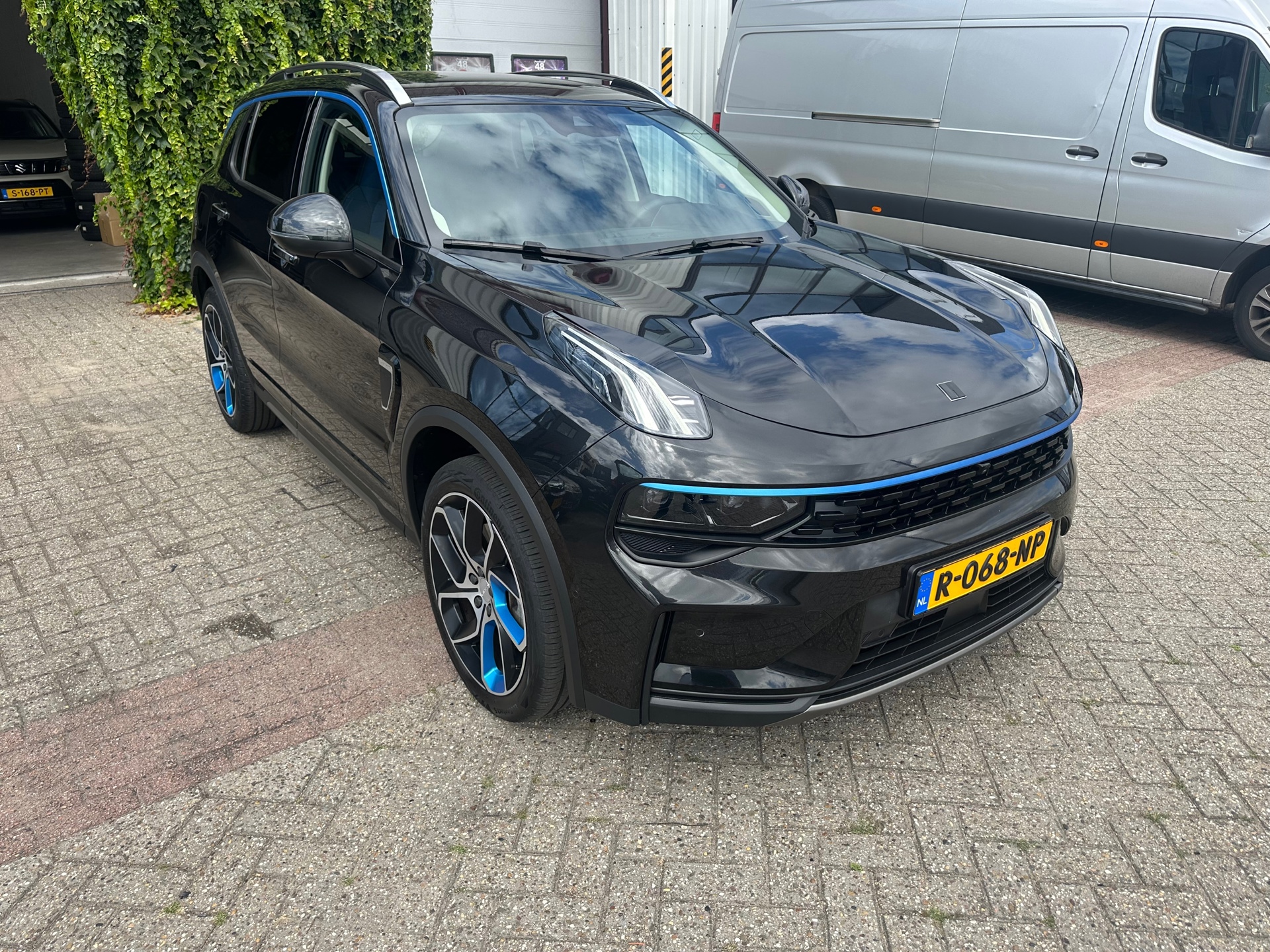 Foto van Lynk&co LYNK & Co 01