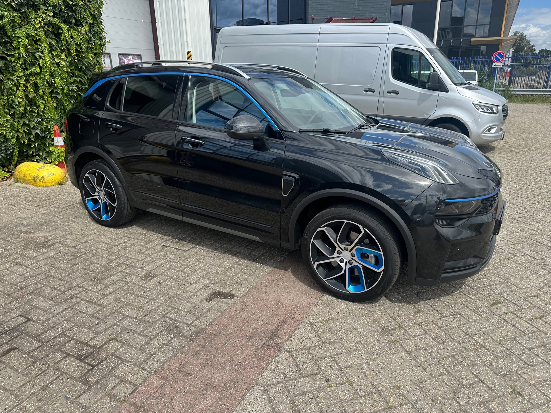 Foto van Lynk&co LYNK & Co 01