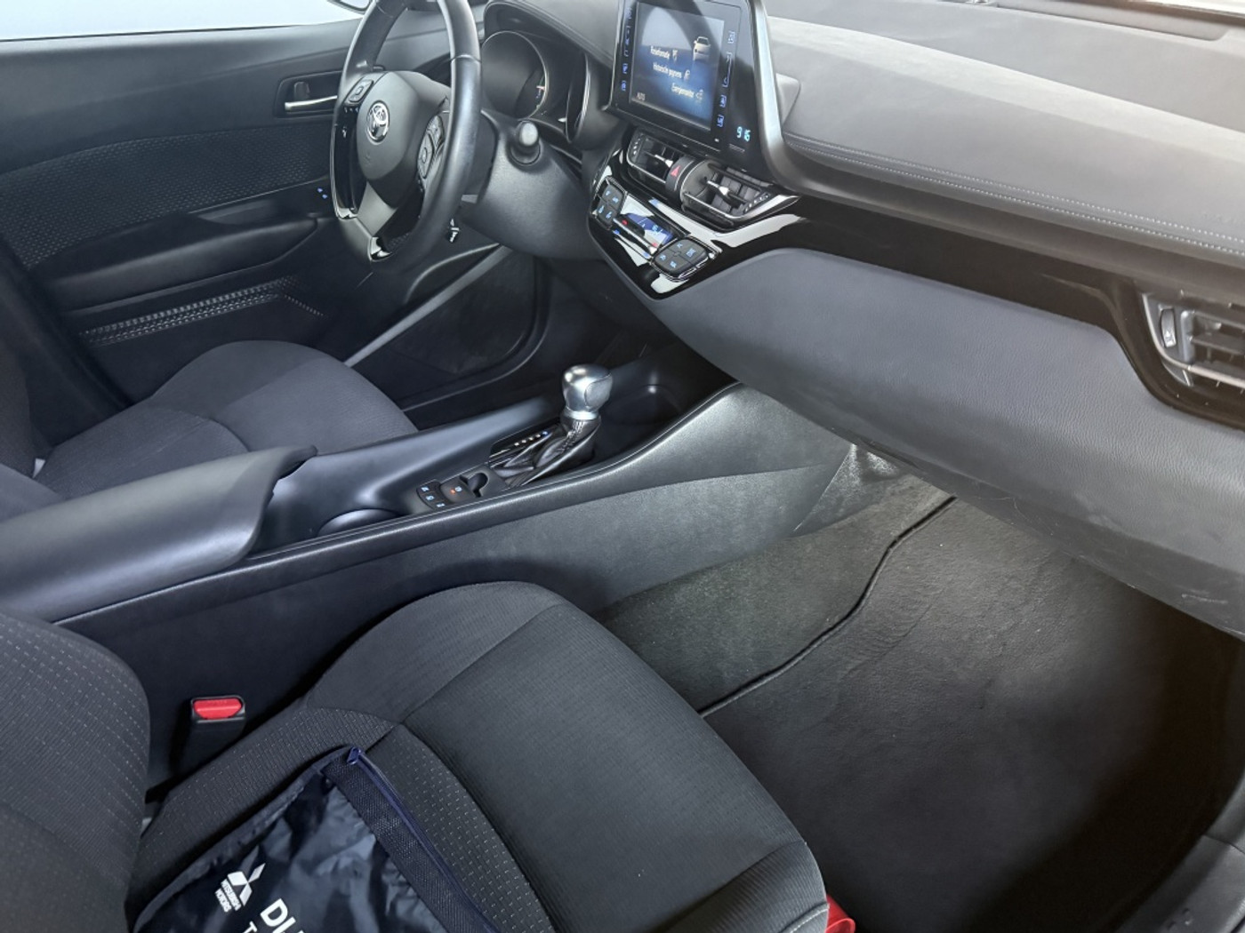 Foto van Toyota C-hr